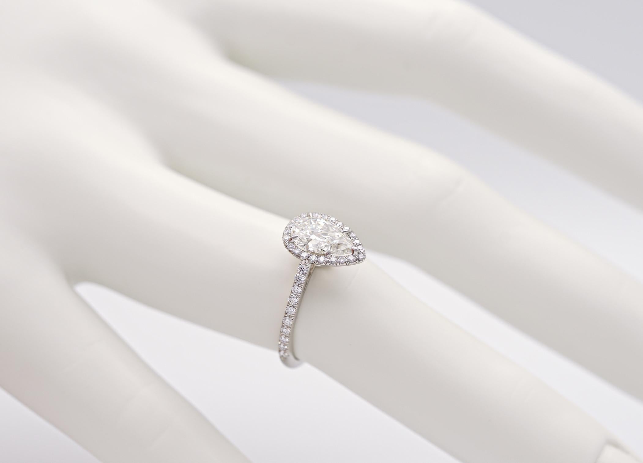 Modern Tiffany & Co. Soleste 1.10 Carat Pear Shape Engagement Ring in Platinum