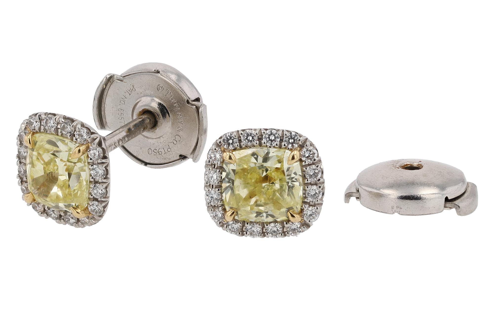 Taille coussin Tiffany & Co. Soleste, boucles d'oreilles en diamant jaune fantaisie de 1,20 carat en vente