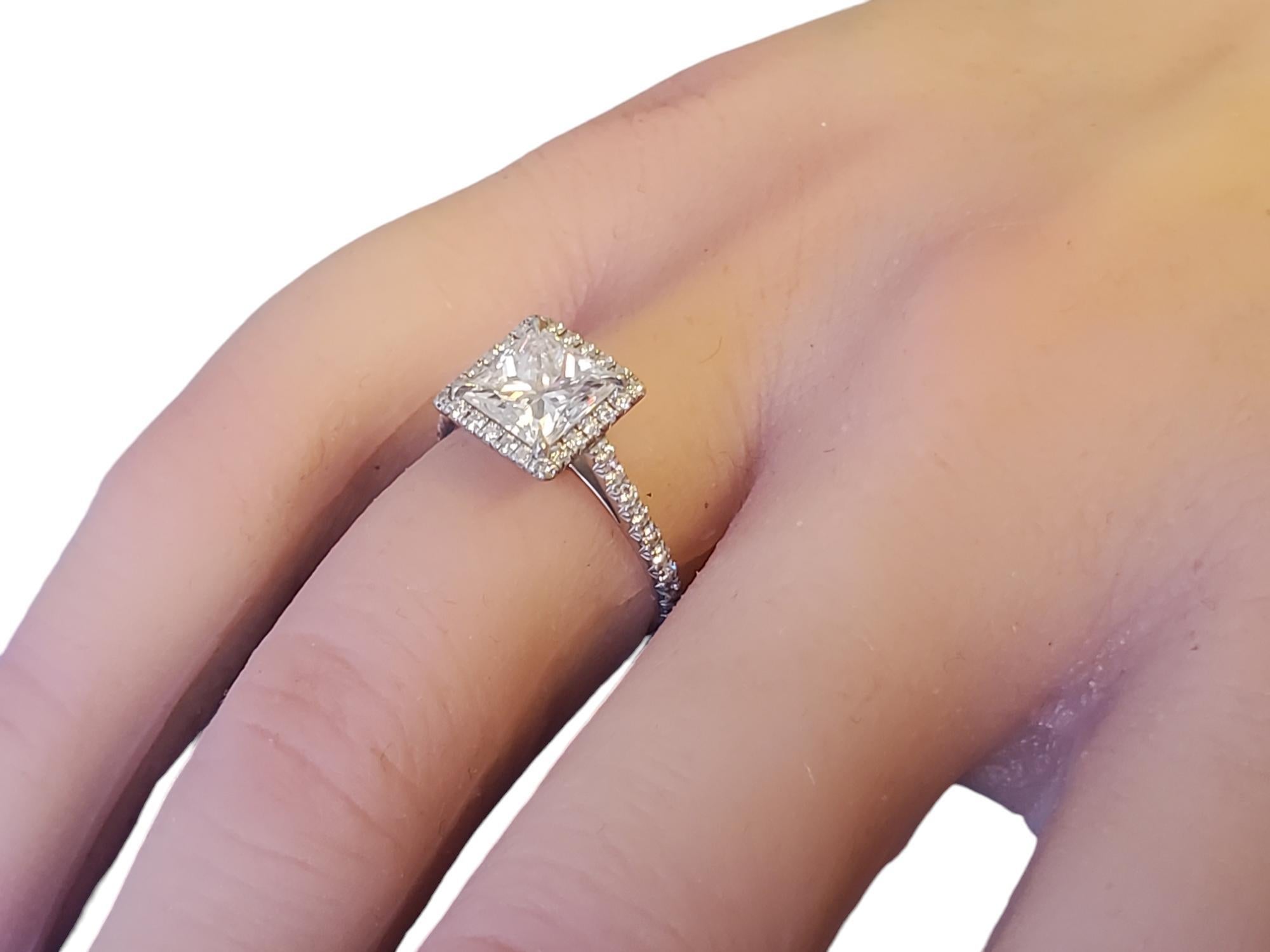 Tiffany & Co. Soleste Bague en platine avec diamant taille princesse 1.81tcw en vente 1