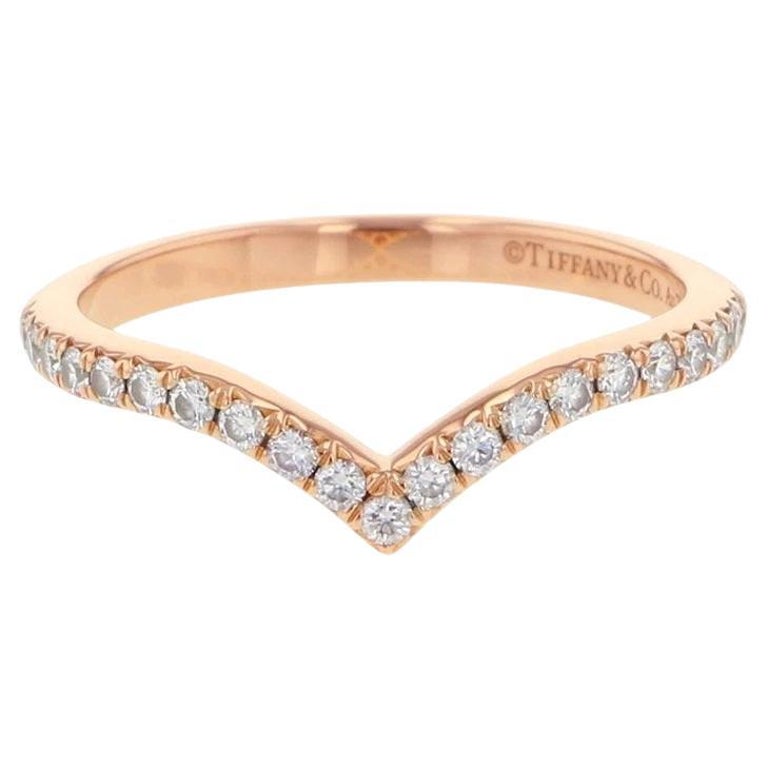 TIFFANY and Soleste 18K Rose Gold Diamond V Ring For Sale