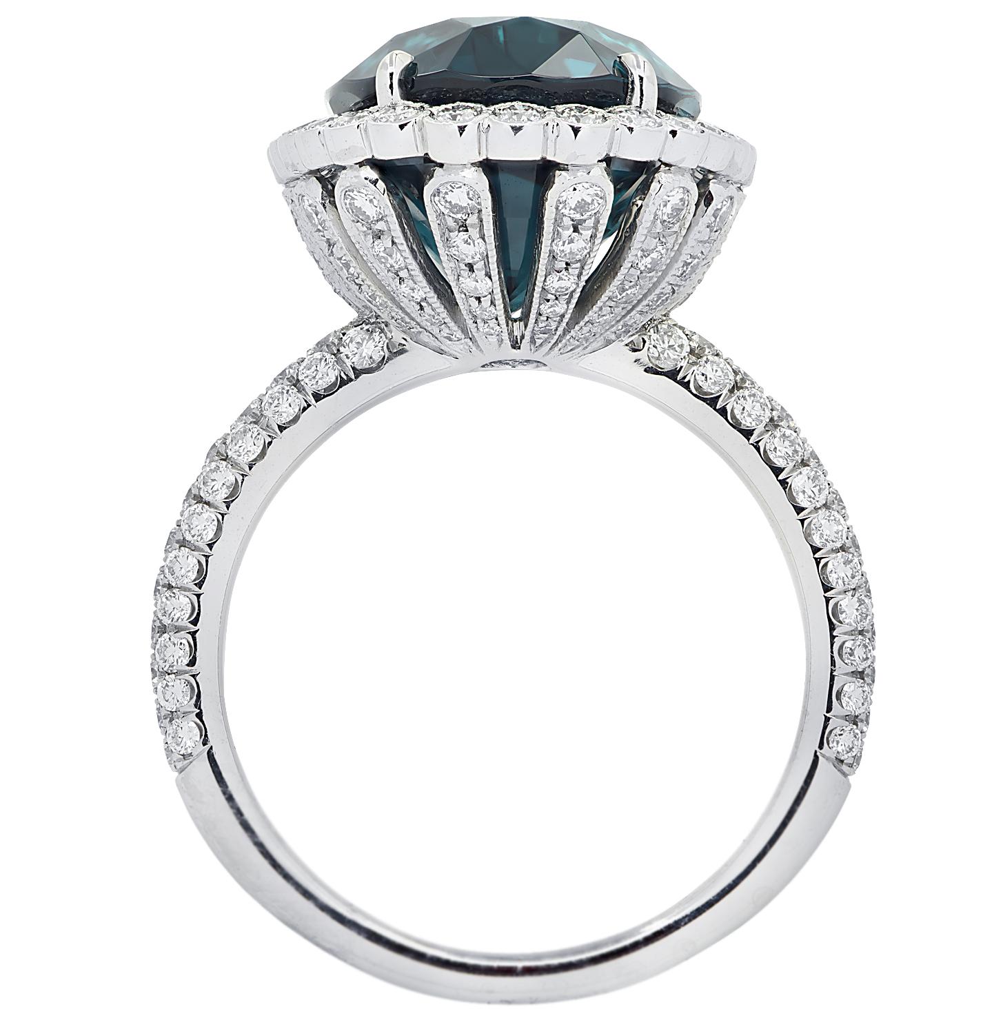 A masterpiece from the esteemed house of Tiffany & Co., this Soleste ring, meticulously crafted in luminous platinum, is the epitome of elegance and sophistication. At the heart of this exquisite piece is an entrancing oval-shaped indicolite