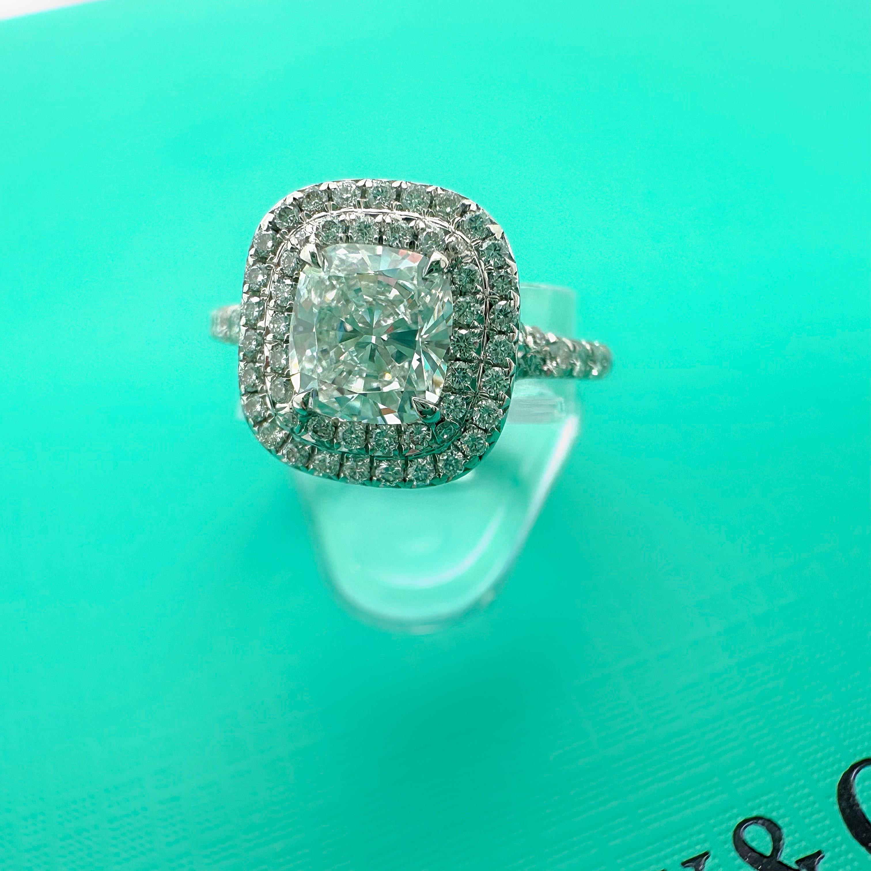 Tiffany & Co Soleste Cushion 1.03 cts E VVS1 Diamond Engagement Ring Platinum For Sale 9