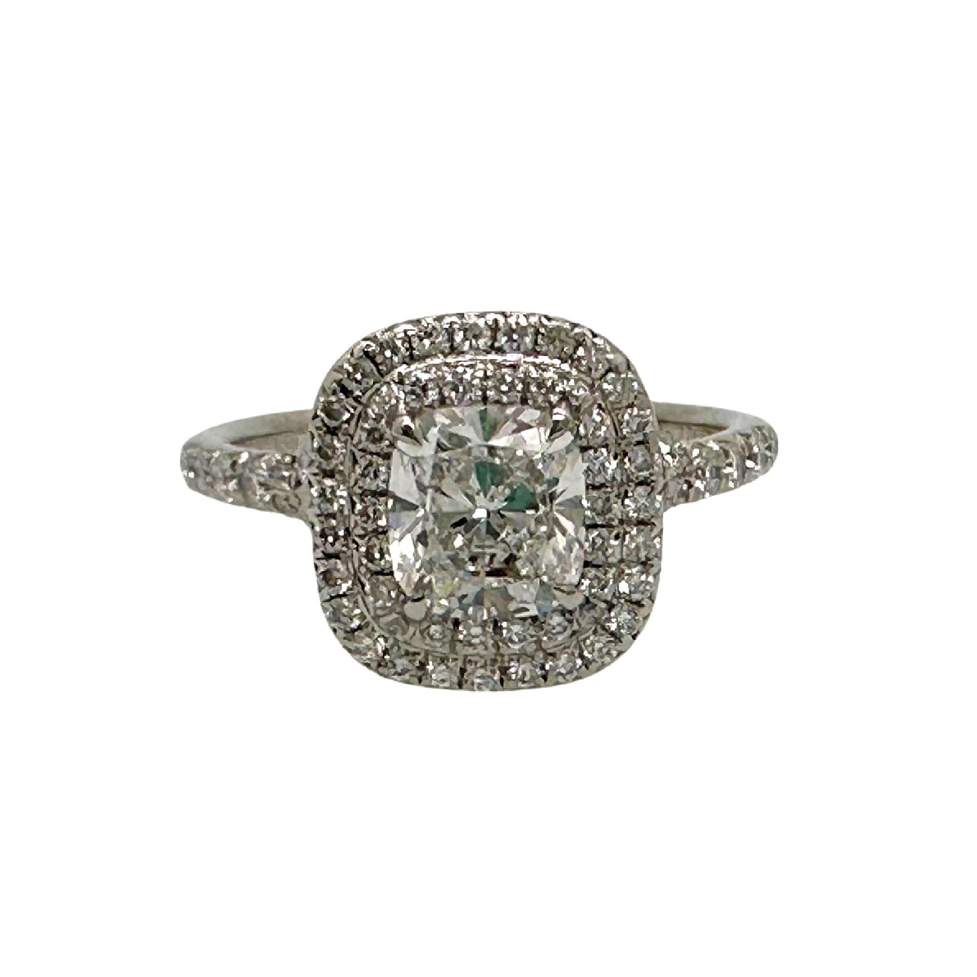 Tiffany & Co Soleste Cushion 1.03 cts E VVS1 Diamond Engagement Ring Platinum For Sale 2