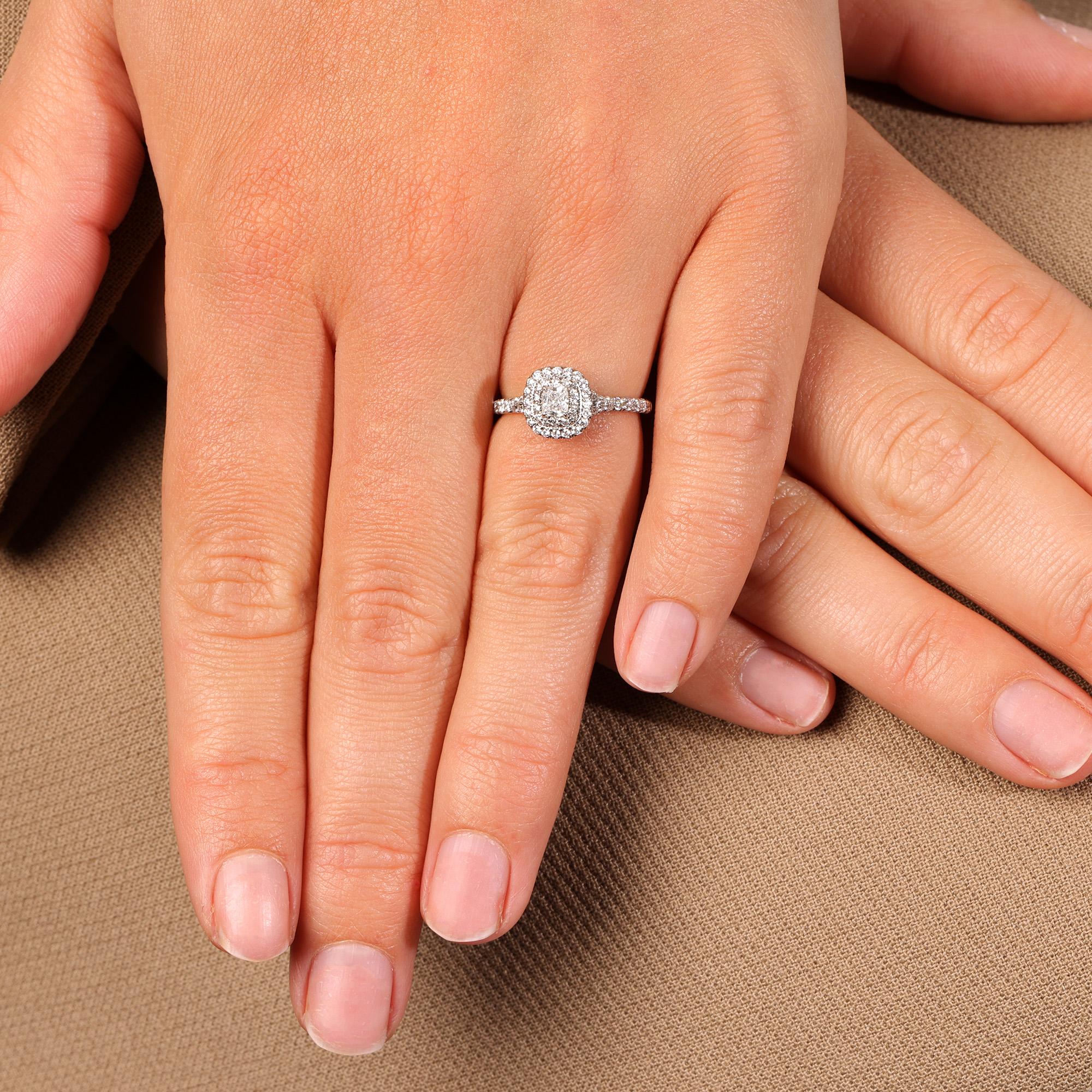 tiffany and co cushion cut