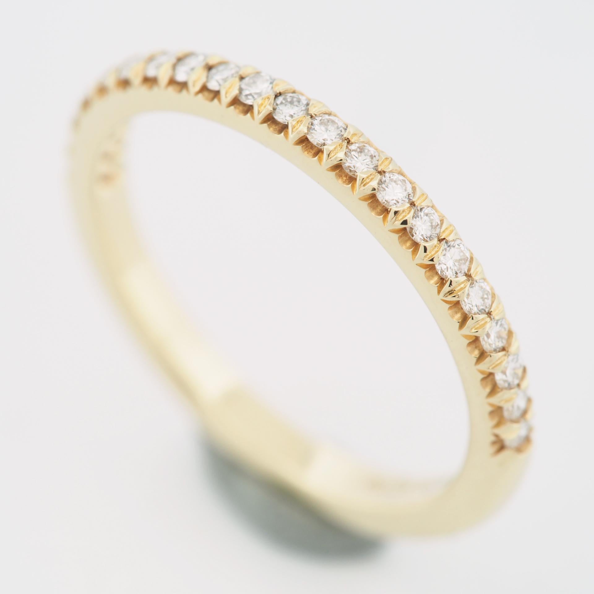 Item: Authentic Tiffany & Co. Soleste Half Eternity Diamonds Ring
Stones: Diamond ( 0.17ct )
Metal: 18K Yellow Gold
Ring Size: US SIZE 5.25 UK SIZE J 3/4
Internal Diameter: 15.85 mm
Measurement: 2.0 mm width
Weight: 2.3 Grams
Condition: Used