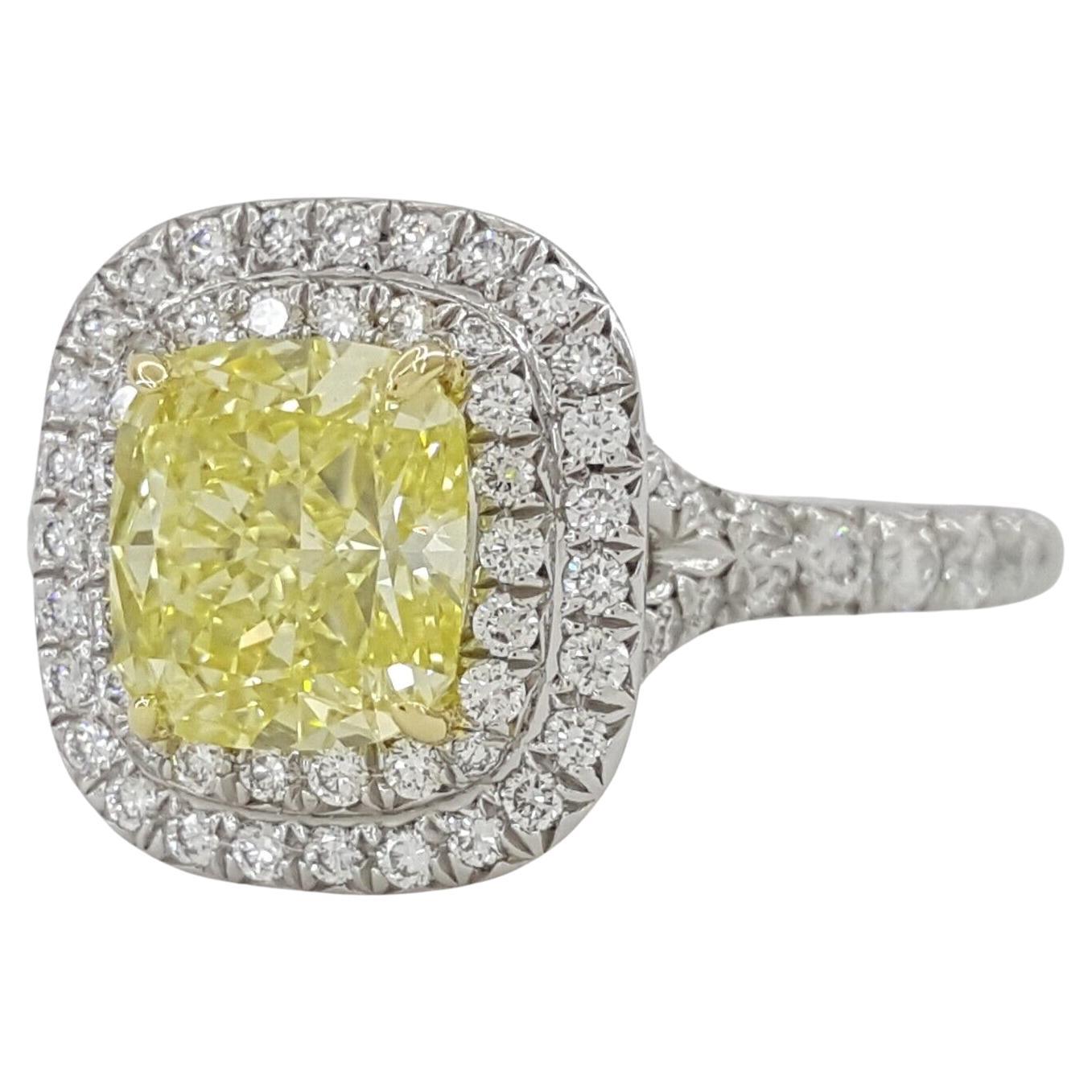 Tiffany & Co. Soleste Fancy Intense Yellow Halo Diamond Engagement Ring In Excellent Condition For Sale In Rome, IT
