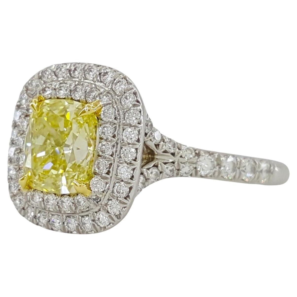 Tiffany & Co. Soleste, bague de fiançailles fantaisie jaune intense avec halo de diamants en vente 1