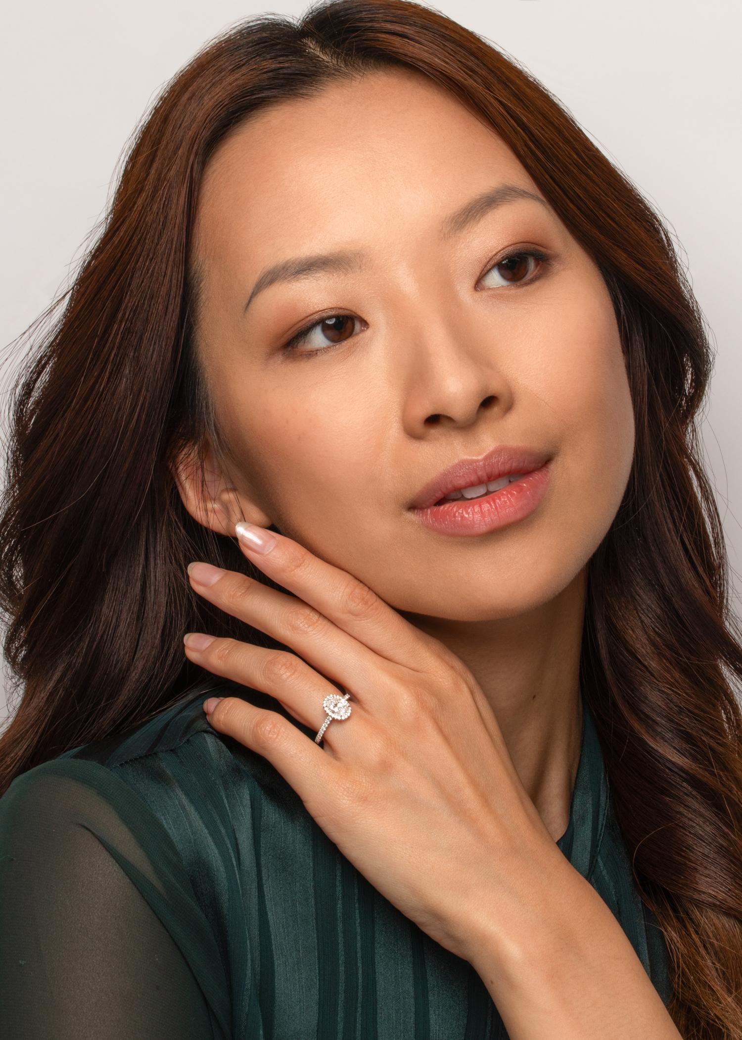 Anillo Halo de Diamantes Tiffany & Co Soleste Oval de 1,14 ct en venta 3