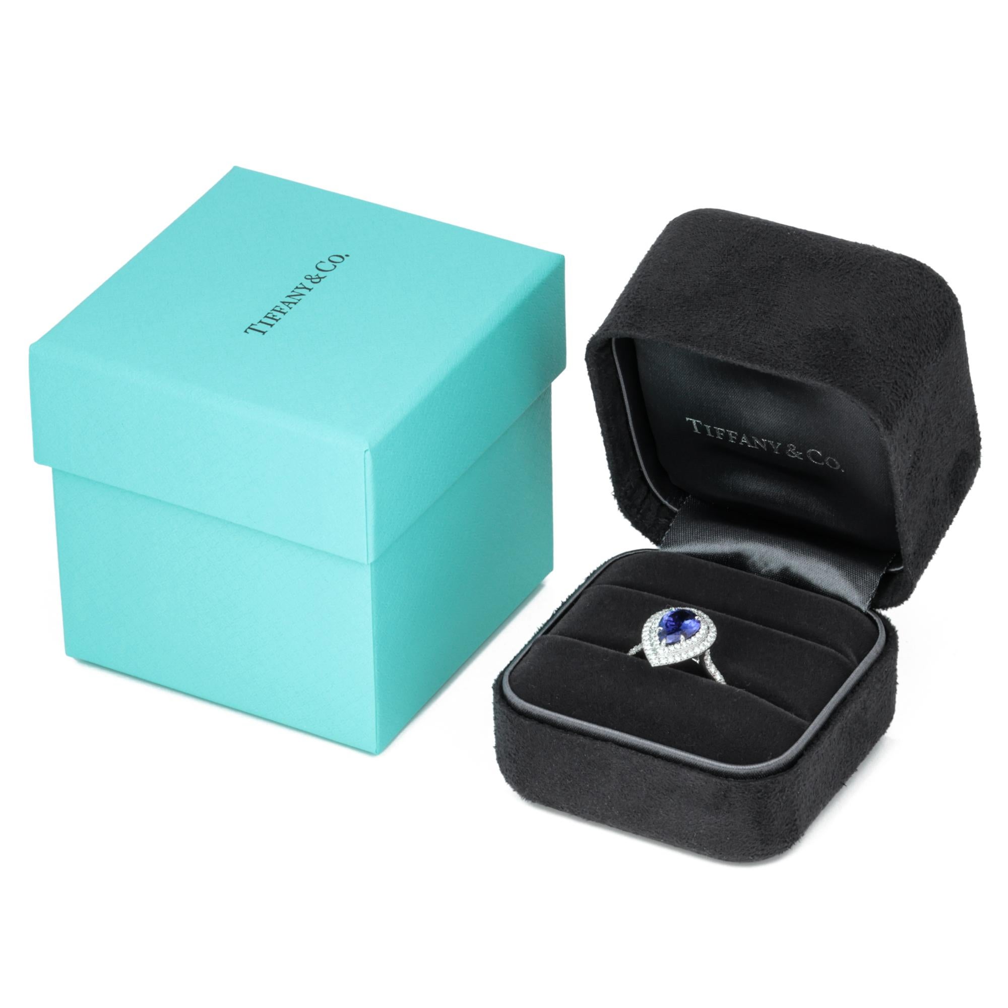 Women's or Men's Tiffany & Co Soleste Pear Cut Tanzanite Ring For Sale