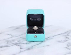 Anello Soleste Pink Diamond Halo in platino e oro rosa 18 carati di Tiffany & Co.