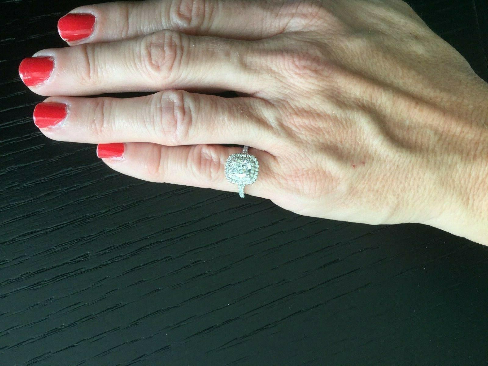 Tiffany & Co. Soleste Platinum and Diamond Engagement Ring 1.26 Carat H VVS1 2