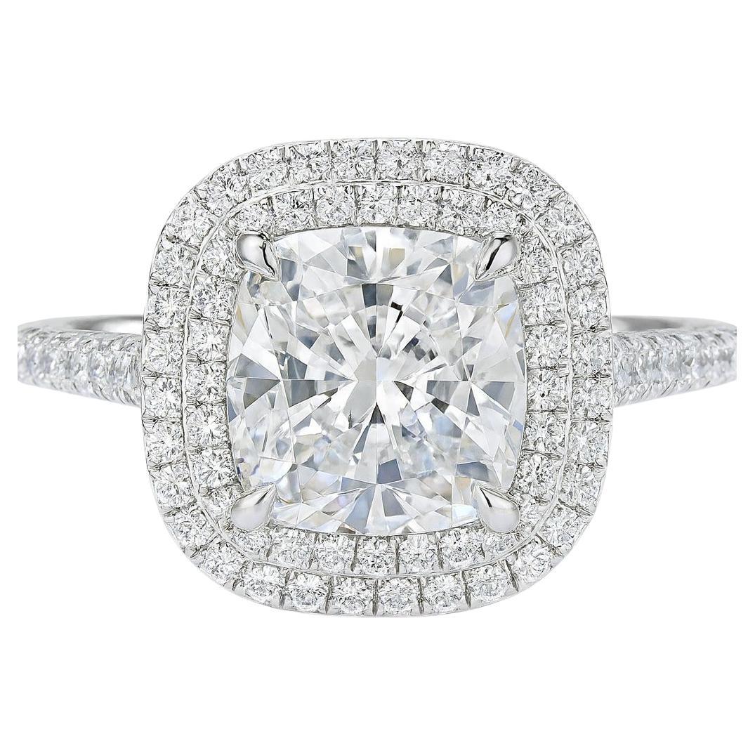 Tiffany & Co. Anello di fidanzamento Soleste in platino con diamante a cuscino e doppia aureola