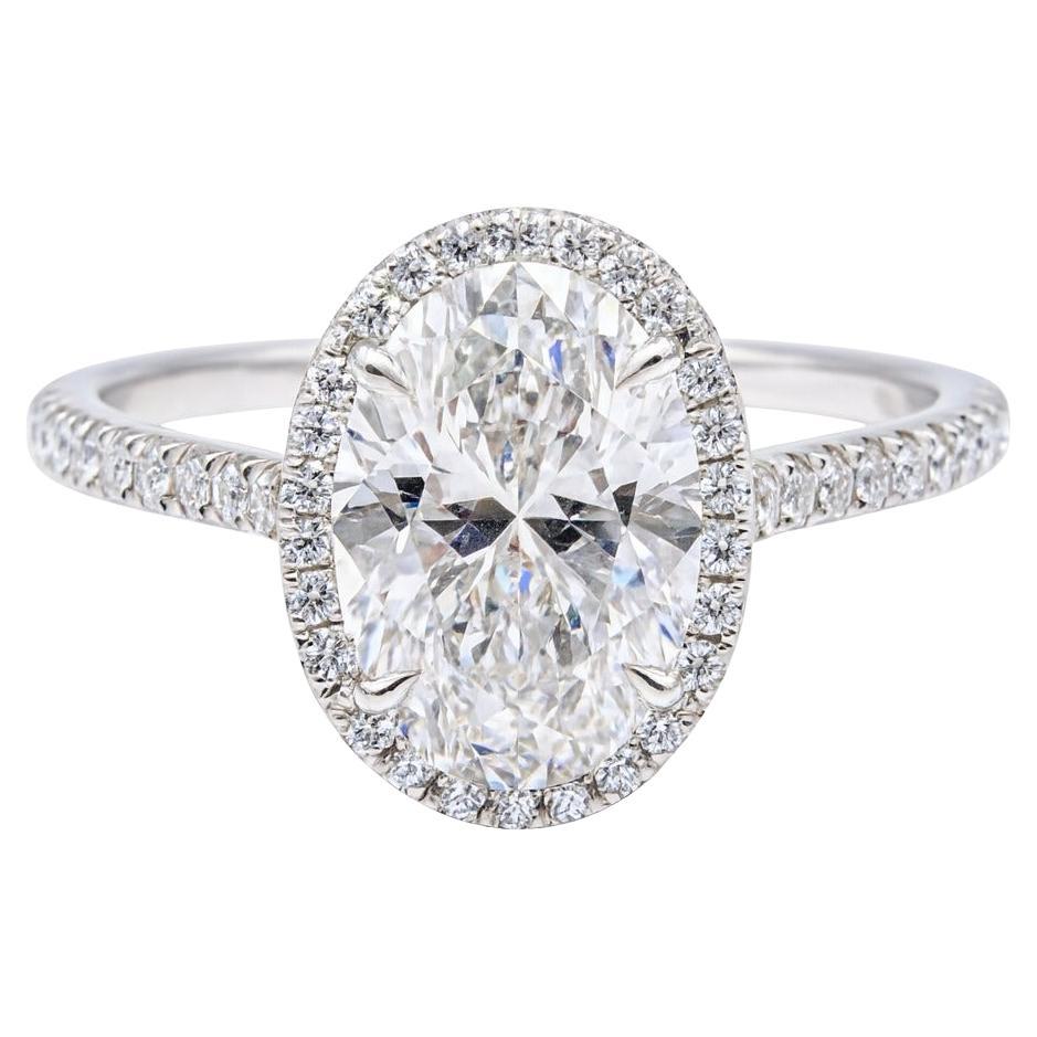 Tiffany & Co. Anillo de compromiso Soleste Platino Diamante Halo Ovalado