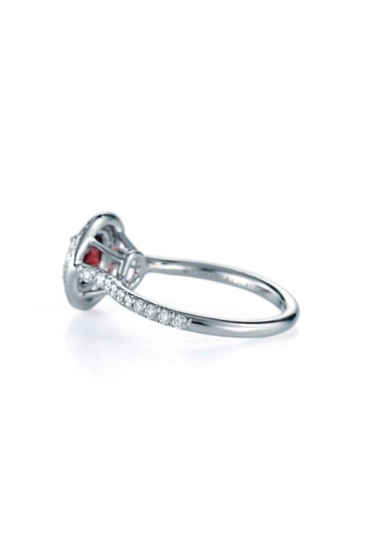 Contemporain Tiffany & Co Soleste rubis et diamants en platine. en vente