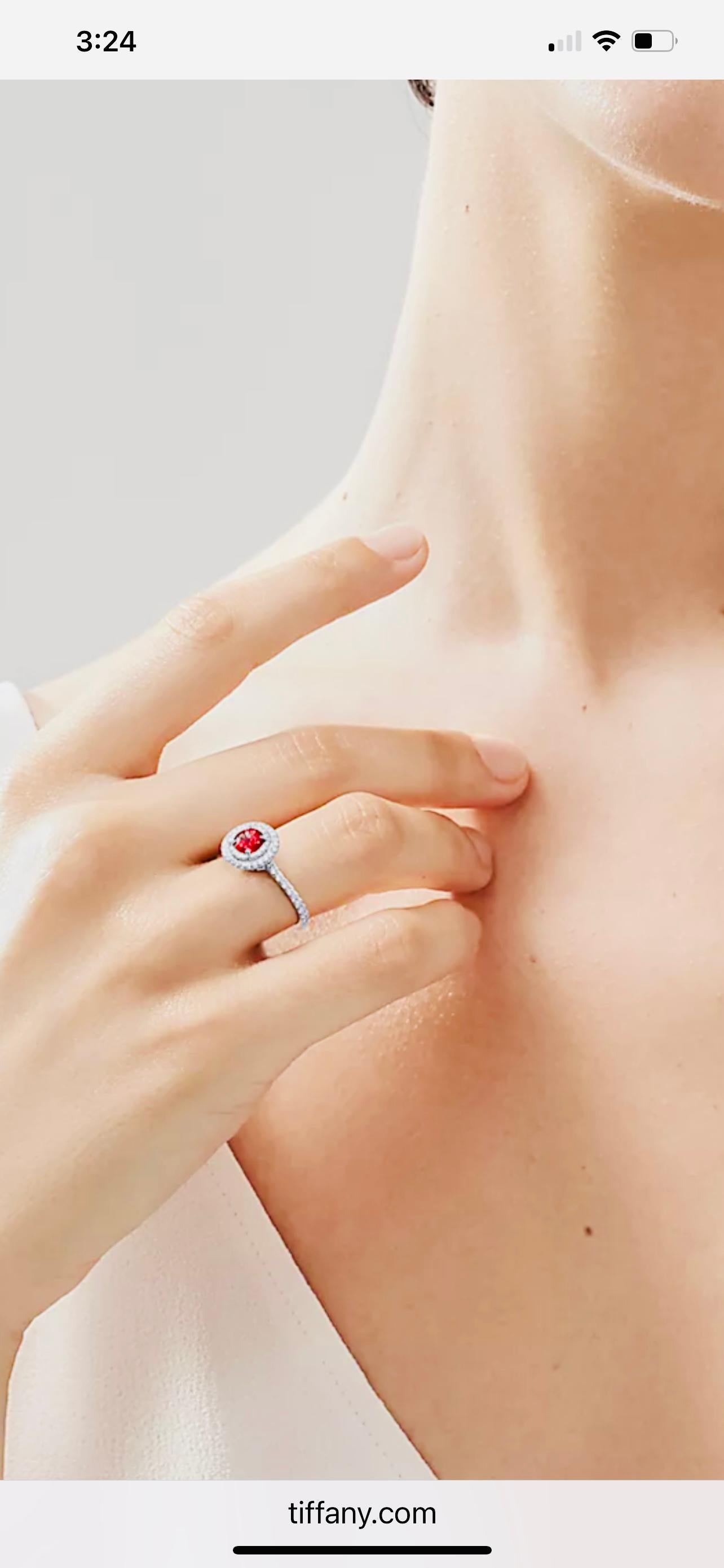 Tiffany & Co Soleste Rubí y Diamante en Platino. 1