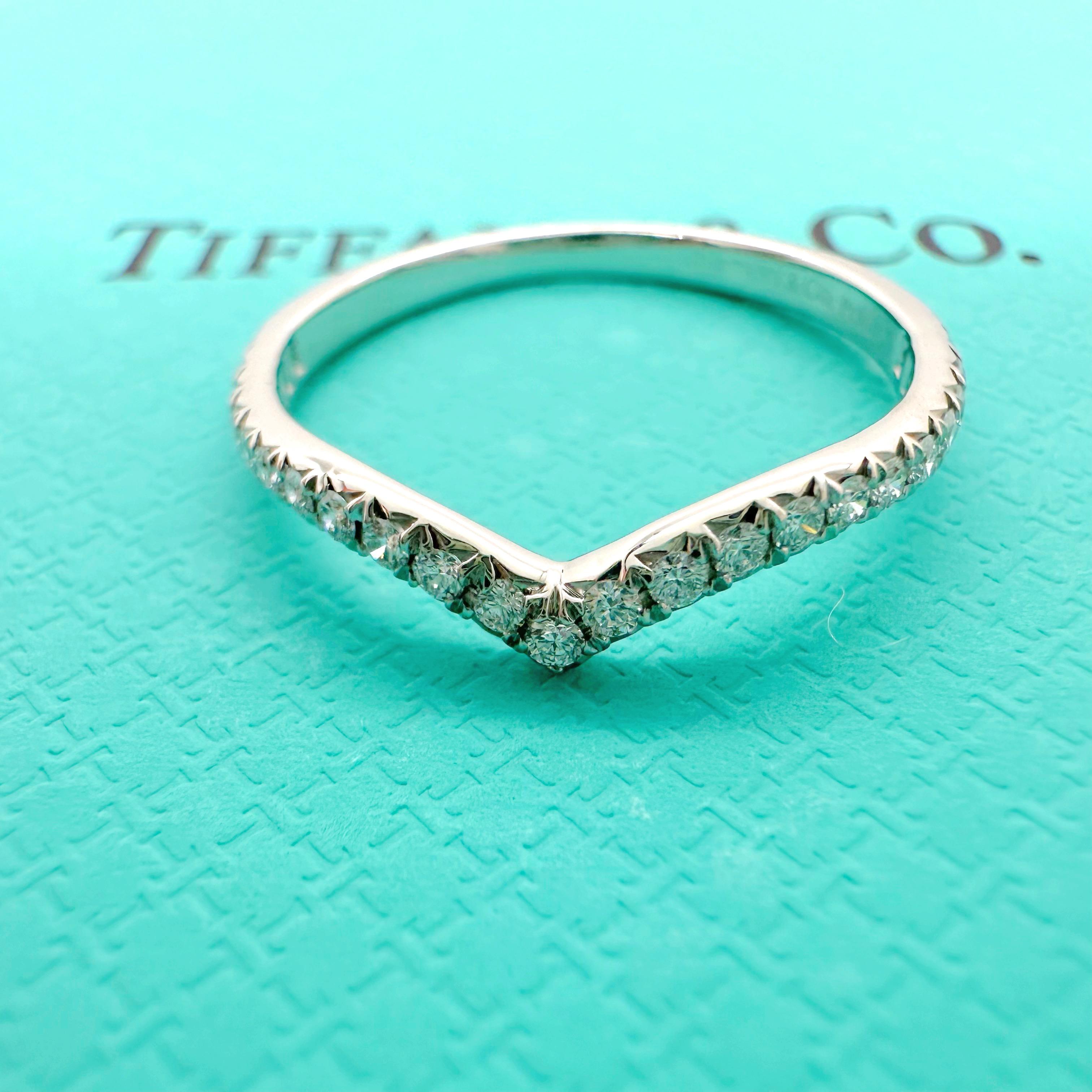 Tiffany & Co. Anillo Soleste V con Diamantes 0.17n tcw en Platino Talla 6.75 3