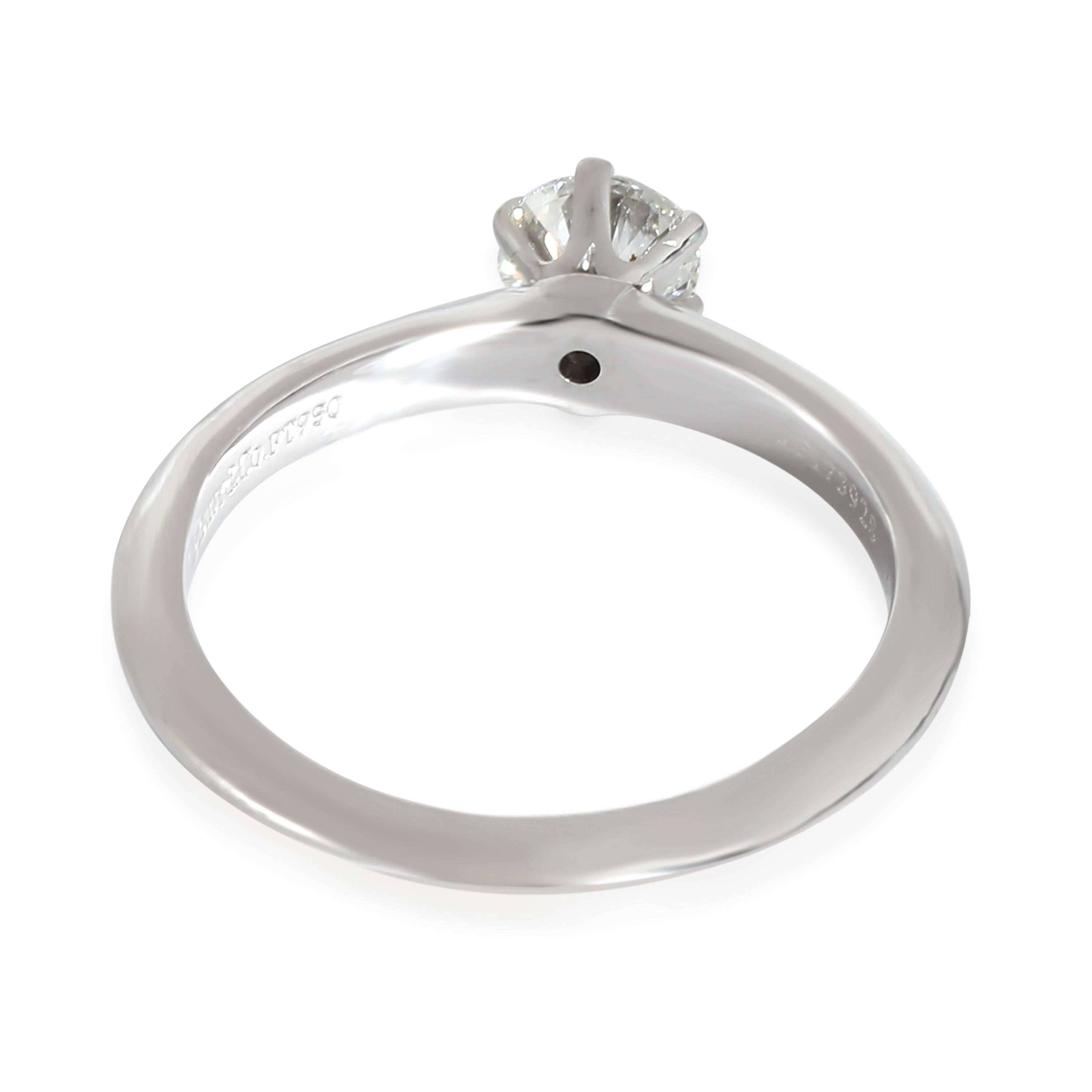 Tiffany & Co. Solitaire Diamond Engagement Ring in Platinum H VS2 0.45 CTW

PRIMARY DETAILS
SKU: 136932
Listing Title: Tiffany & Co. Solitaire Diamond Engagement Ring in Platinum H VS2 0.45 CTW
Condition Description: The classic engagement ring.