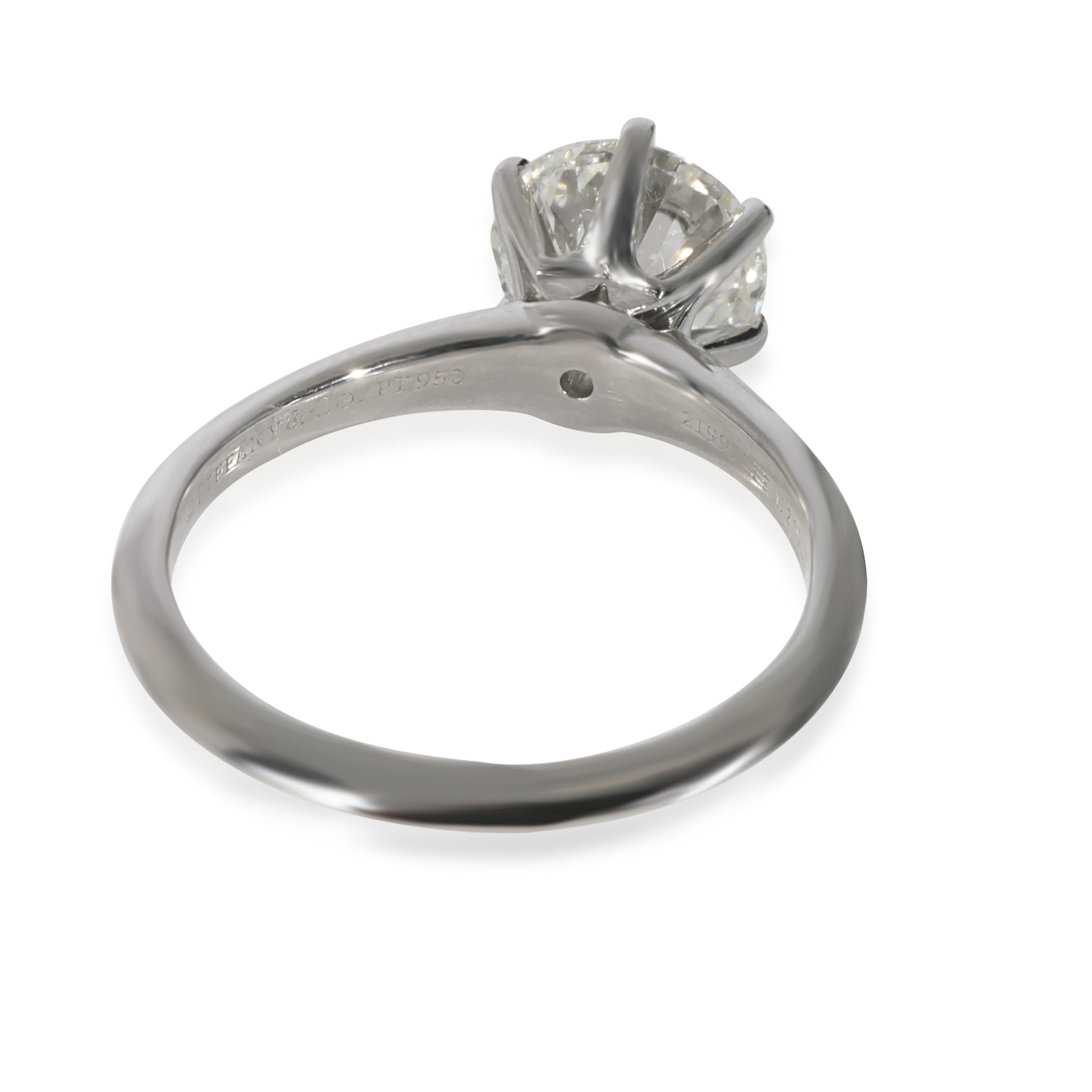 Tiffany & Co. Solitaire Diamond  Engagement  Ring in  Platinum I VS1 2.17 CTW

PRIMARY DETAILS
SKU: 128310
Listing Title: Tiffany & Co. Solitaire Diamond  Engagement  Ring in  Platinum I VS1 2.17 CTW
Condition Description: Retails for 52700 USD. In