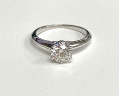 Tiffany & Co. Solitaire Diamond Engagement Ring Round Cut 0.86 Ct IVS2 Plat