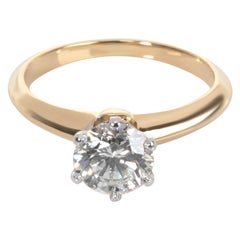 Tiffany 
Co. Solitaire Diamond Ring in 18 Karat Gold G VVS2 0.85 Carat
