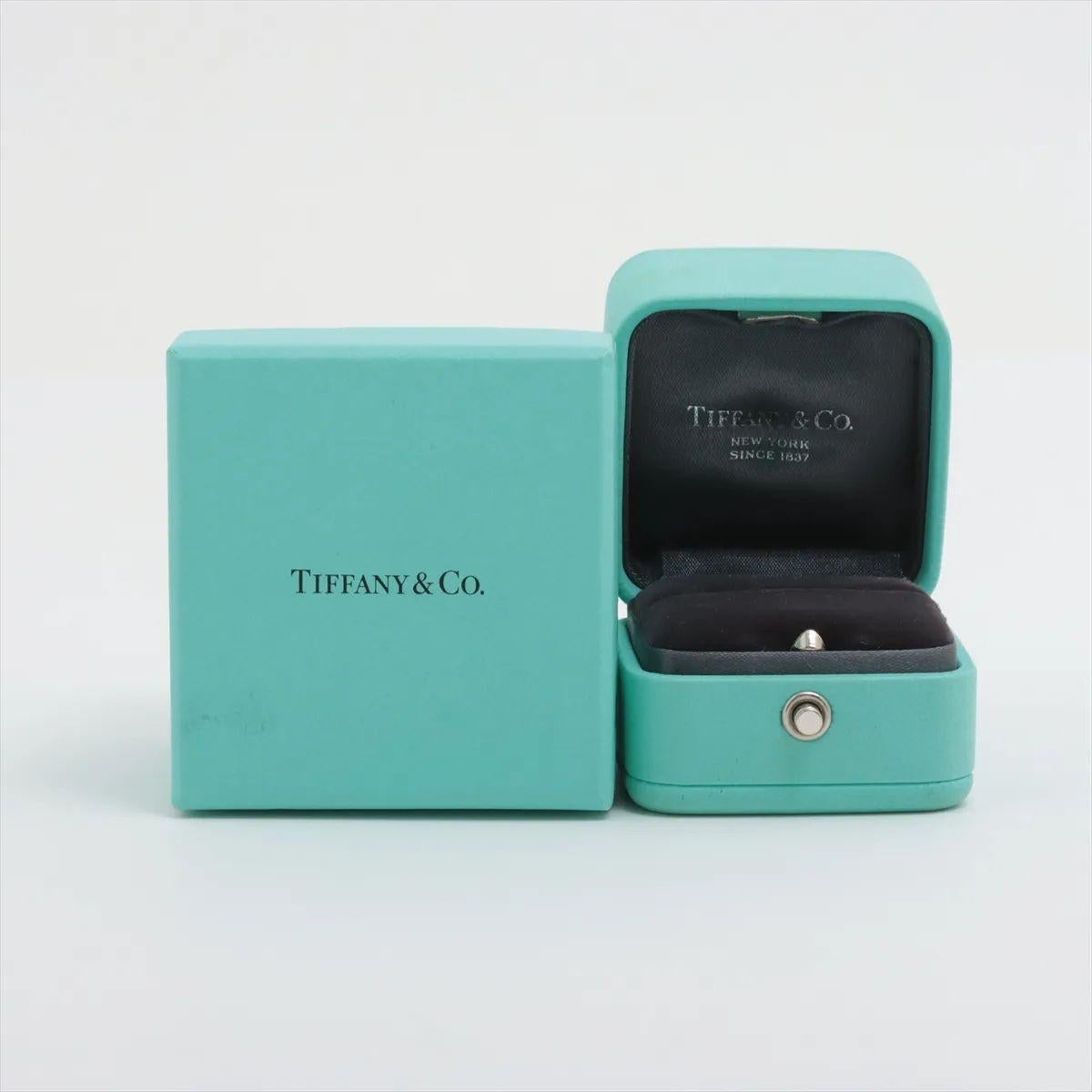 Tiffany & Co. Solitaire Diamond Ring Platinum For Sale 4