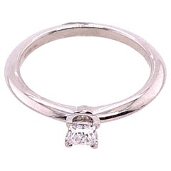 Tiffany & Co Solitaire Diamond Ring Set with 0.21ct F VS Princess Cut Diamond