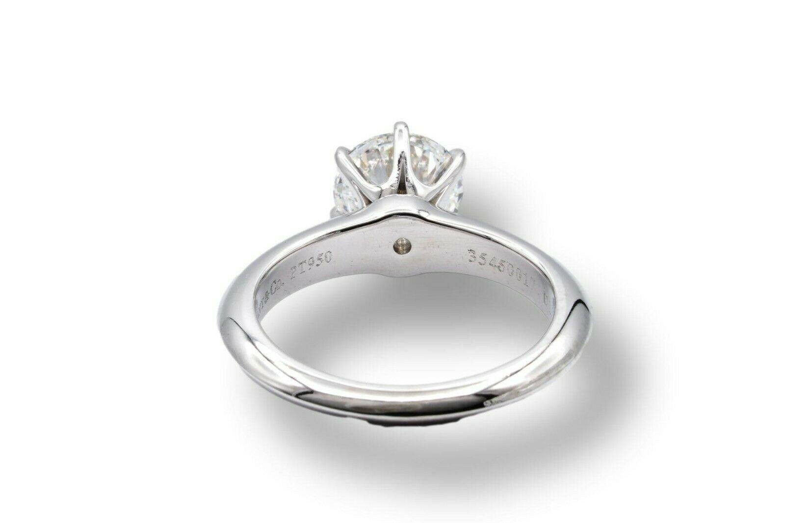 Round Cut Tiffany & Co. Solitaire Engagement Ring Round 1.36ct Center GVS1 Platinum