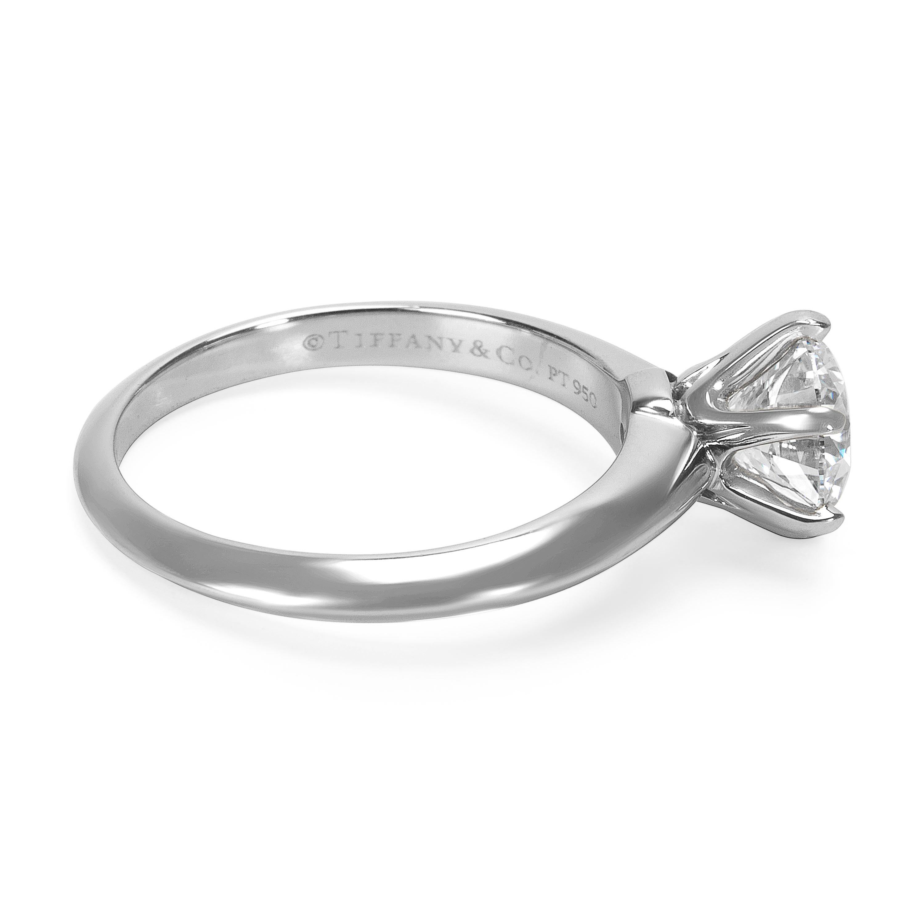 Tiffany & Co. Solitaire Ring in Platinum with Diamonds GIA Certified 1.17 Carat In Excellent Condition In New York, NY