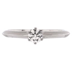 Tiffany 
Co. Solitaire Ring Platinum with RBC Diamond E/IF 0.23 Carat