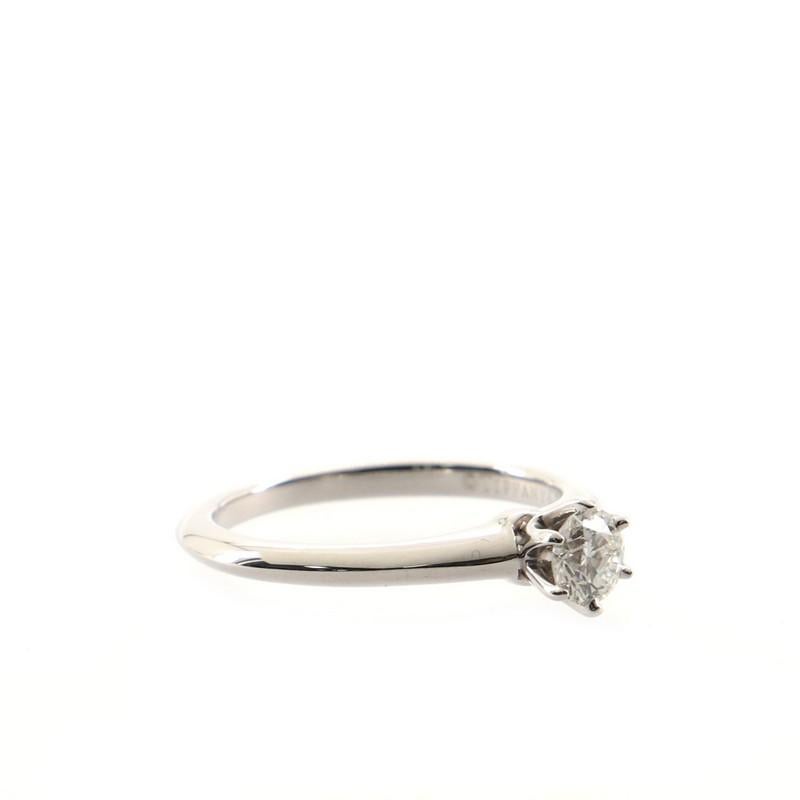Tiffany & Co. Solitaire Ring Platinum with RBC Diamond I/IF 0.33 CT In Good Condition In New York, NY