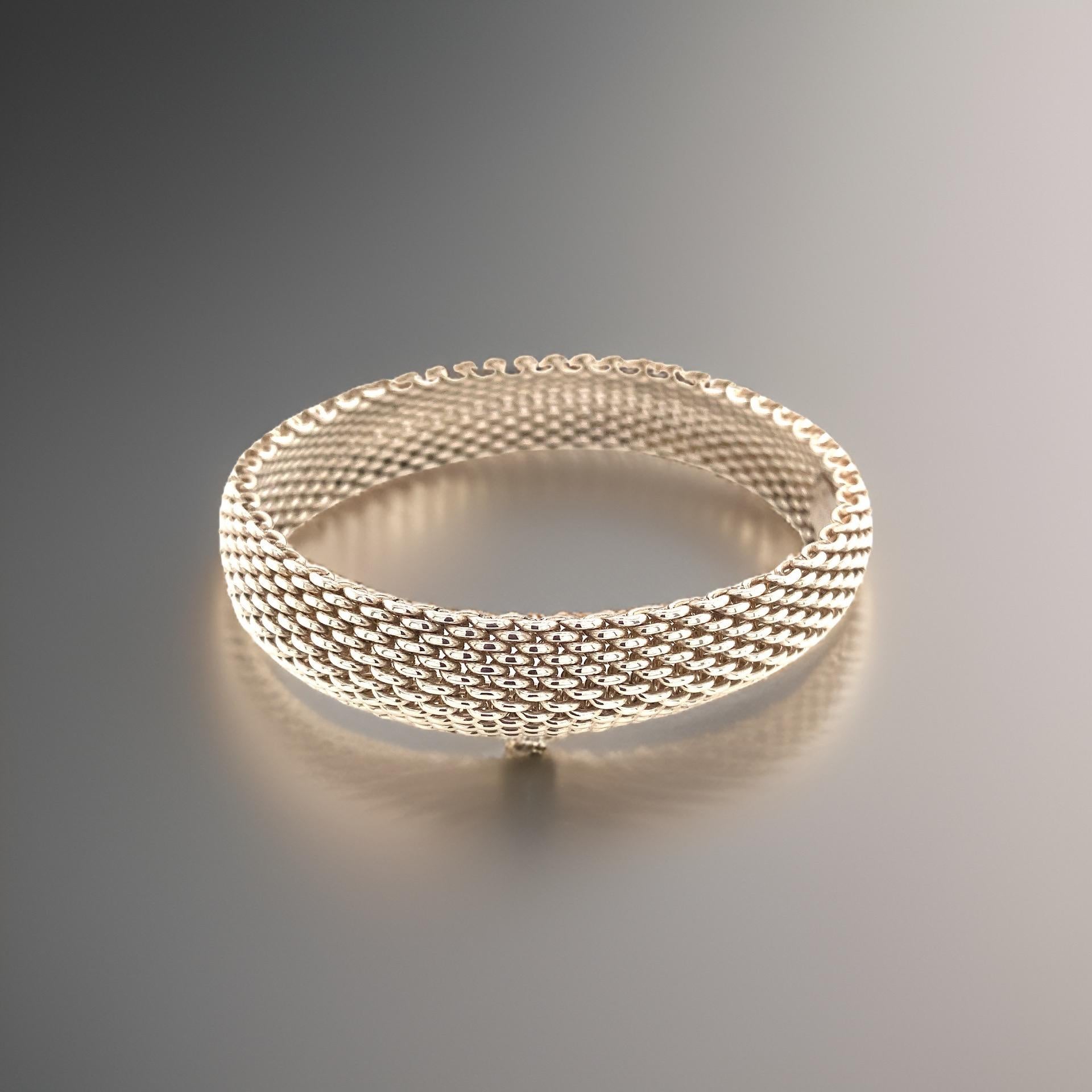 AuthenticTiffany & Co Somerset Bangle M 7.5