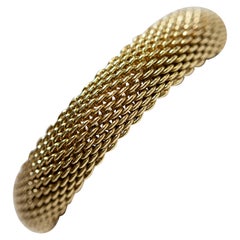 Tiffany & Co. Somerset Mesh Bangle Bracelet 18 Karat Yellow Gold