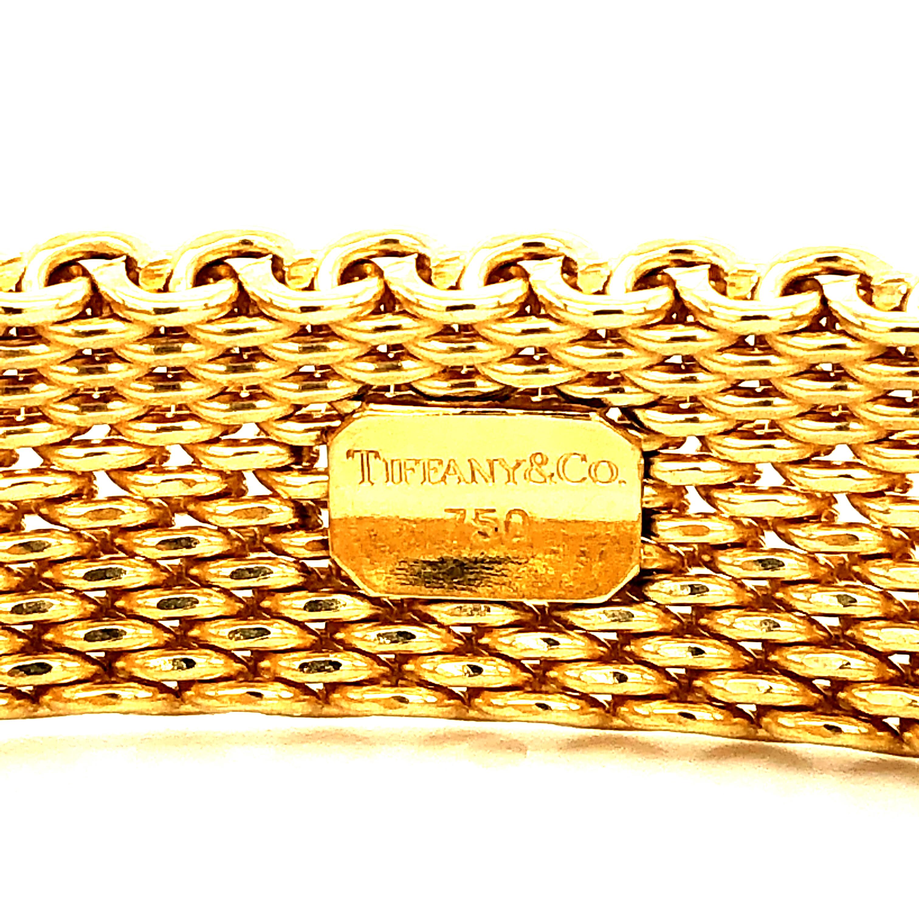 Tiffany & Co. Somerset Mesh Bracelet, 18 Karat Yellow Gold, circa 1995 In Excellent Condition In Miami, FL