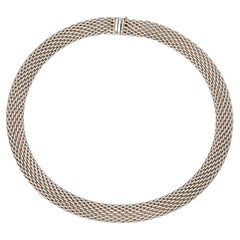 Tiffany & Co. Collier ras du cou Somerset en maille d'argent sterling Estate 17"