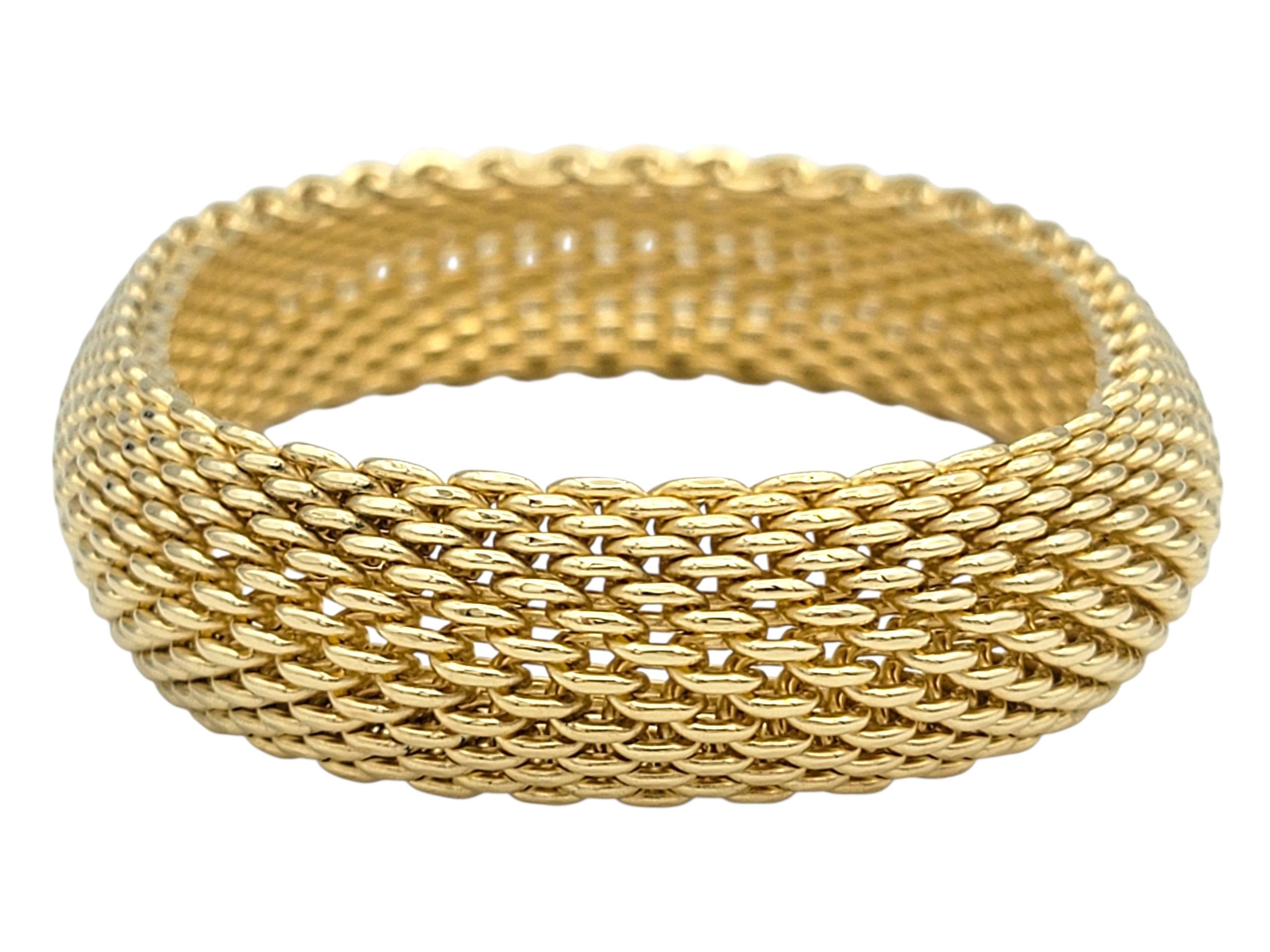 Contemporary Tiffany & Co. Somerset Wide Mesh Bangle Bracelet in 18 Karat Yellow Gold For Sale