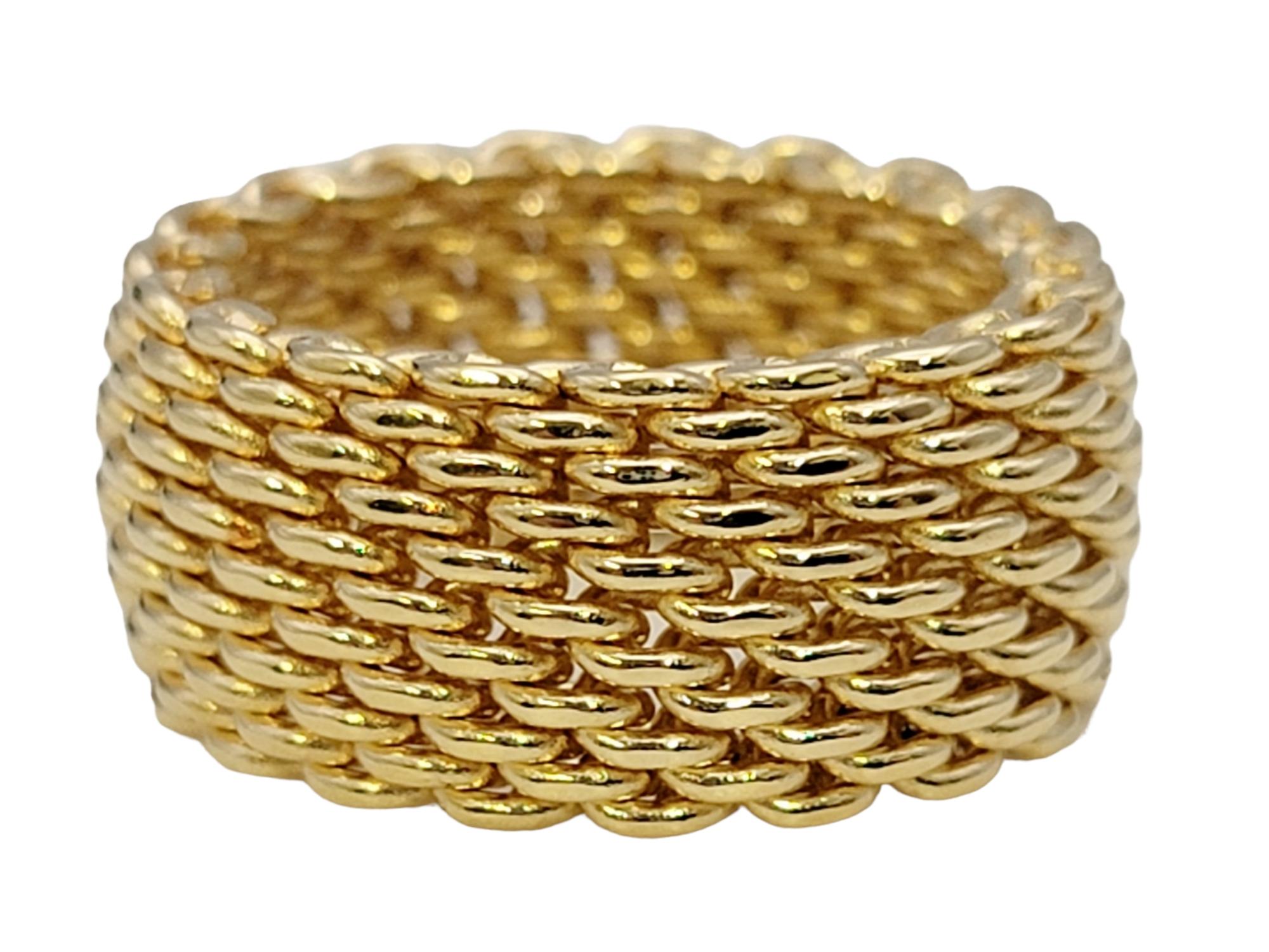Tiffany & Co. Somerset Wide Mesh Flex Band Ring in 18 Karat Yellow Gold US 6.25 In Good Condition In Scottsdale, AZ