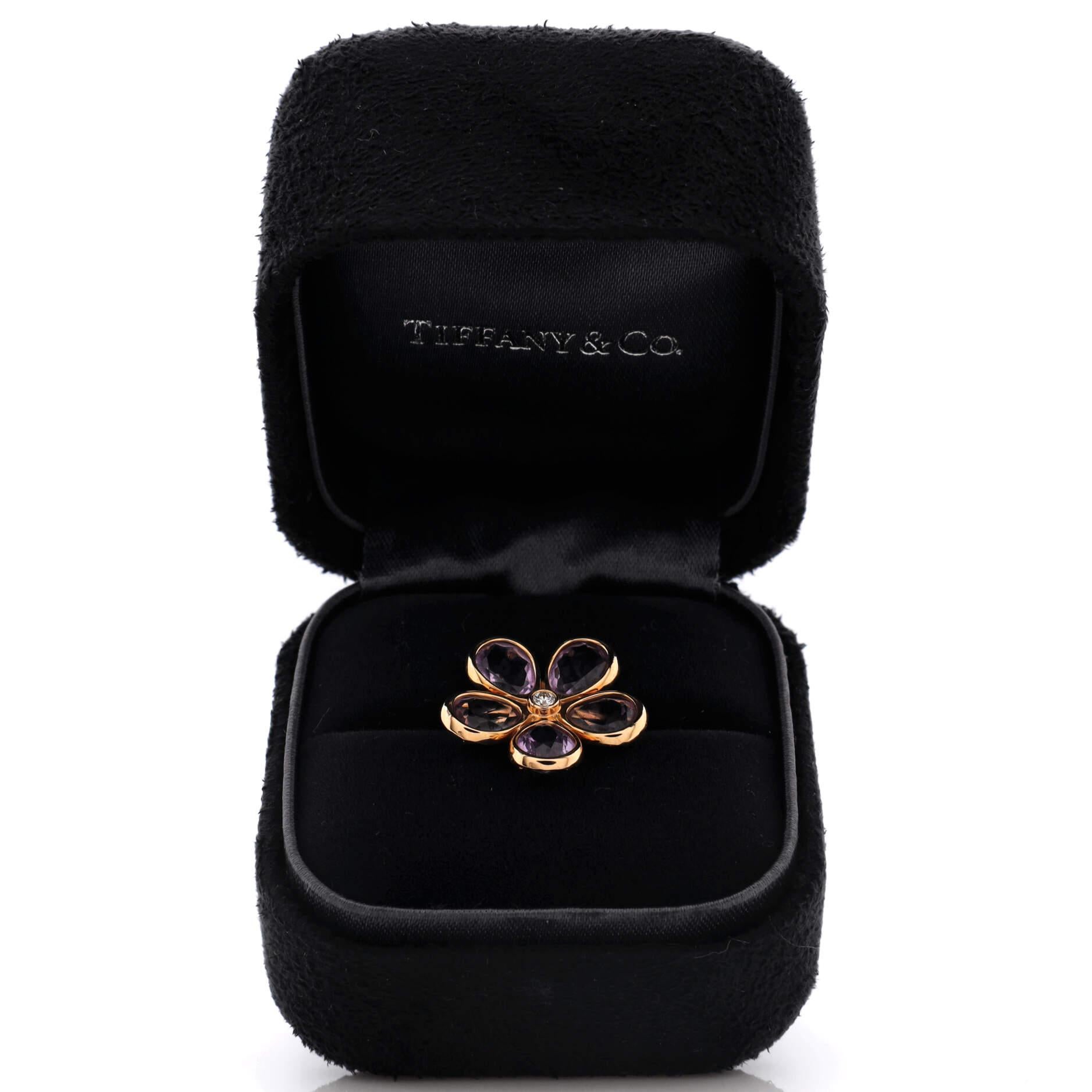 Condition: Very good. Minor wear throughout with loose stones.
Accessories: No Accessories
Measurements: Size: 5, Width: 2.00 mm
Designer: Tiffany & Co.
Model: Sparklers Flower Ring 18K Rose Gold with Amethyst and Diamond
Exterior Color: Rose