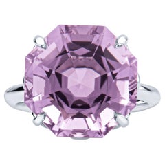 Tiffany & Sparkler's Lavendel Amethyst Cocktail Ring