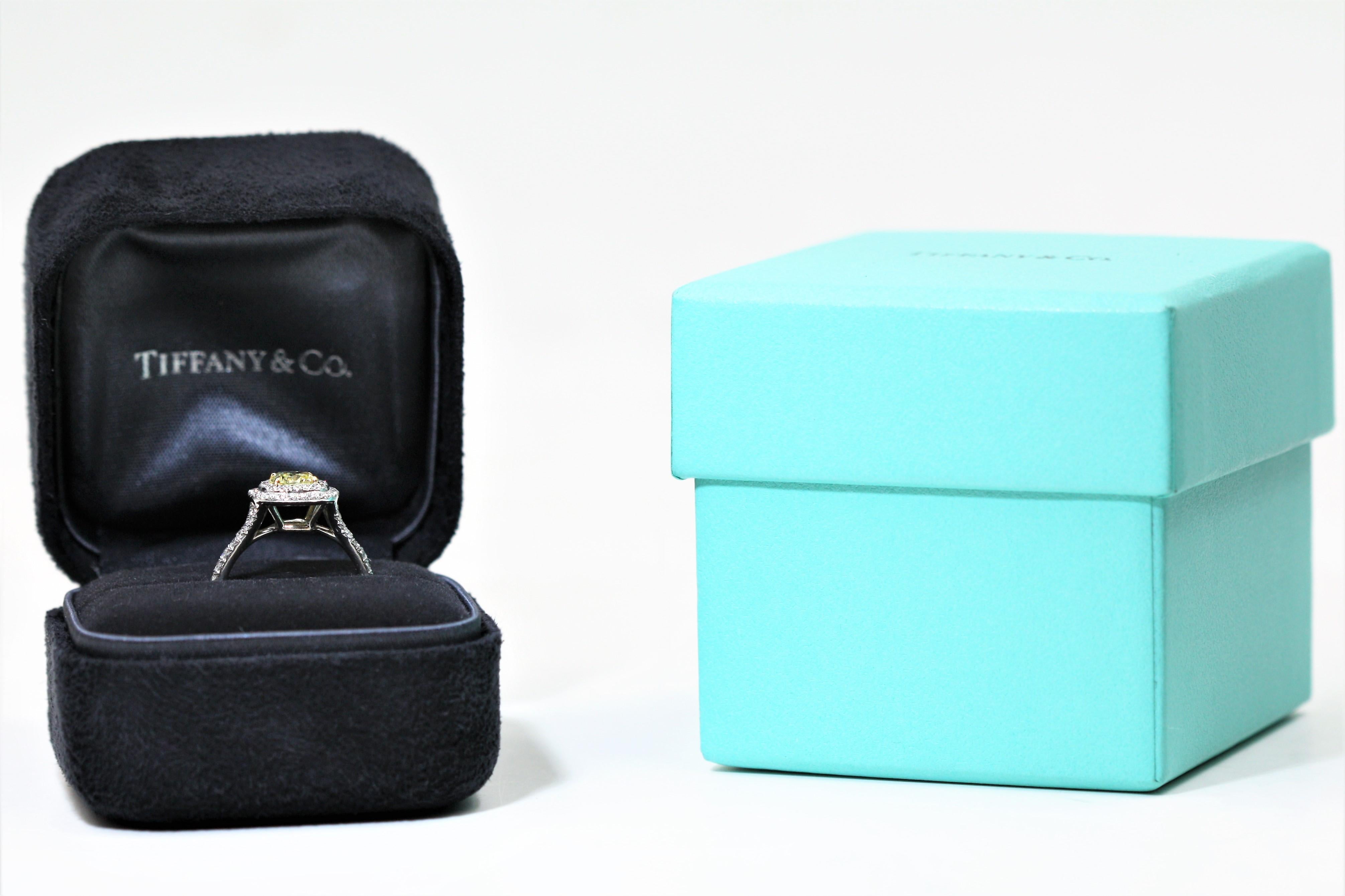 Tiffany & Co. Square Fancy Intense Yellow Diamond Ring 0.92 Carat, VS2 For Sale 5