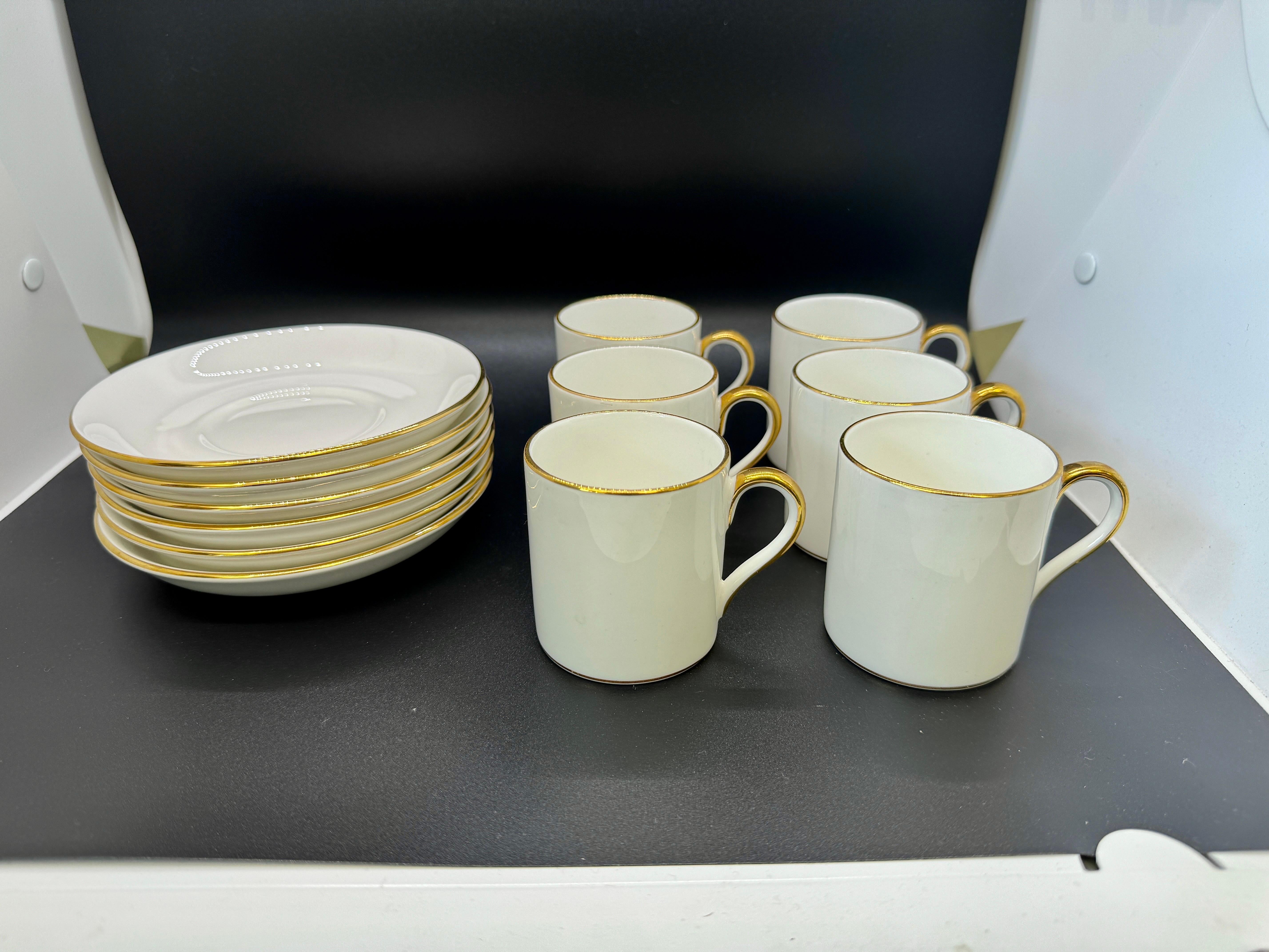 Tiffany & co staffordshire Porcelain Tea Cups and Saucers, 12 Pieces For Sale 6