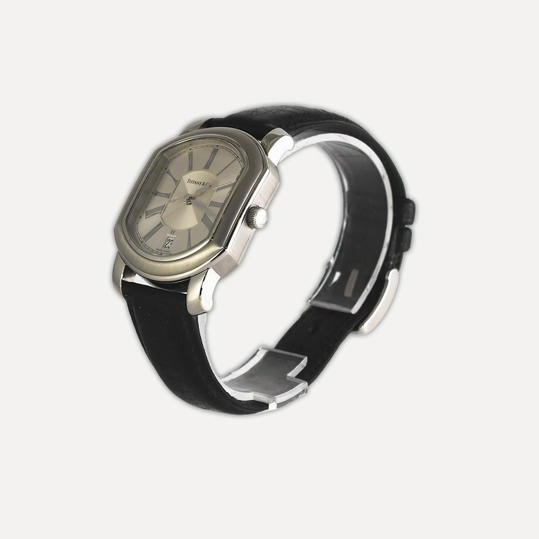 Tiffany & Co. Reloj de acero inoxidable Auto Mark Coupe (33 mm x 39 mm) en venta 1