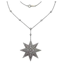Tiffany & Co. Collier avec pendentif en platine orné d'un diamant de 7 carats en forme d'étoile