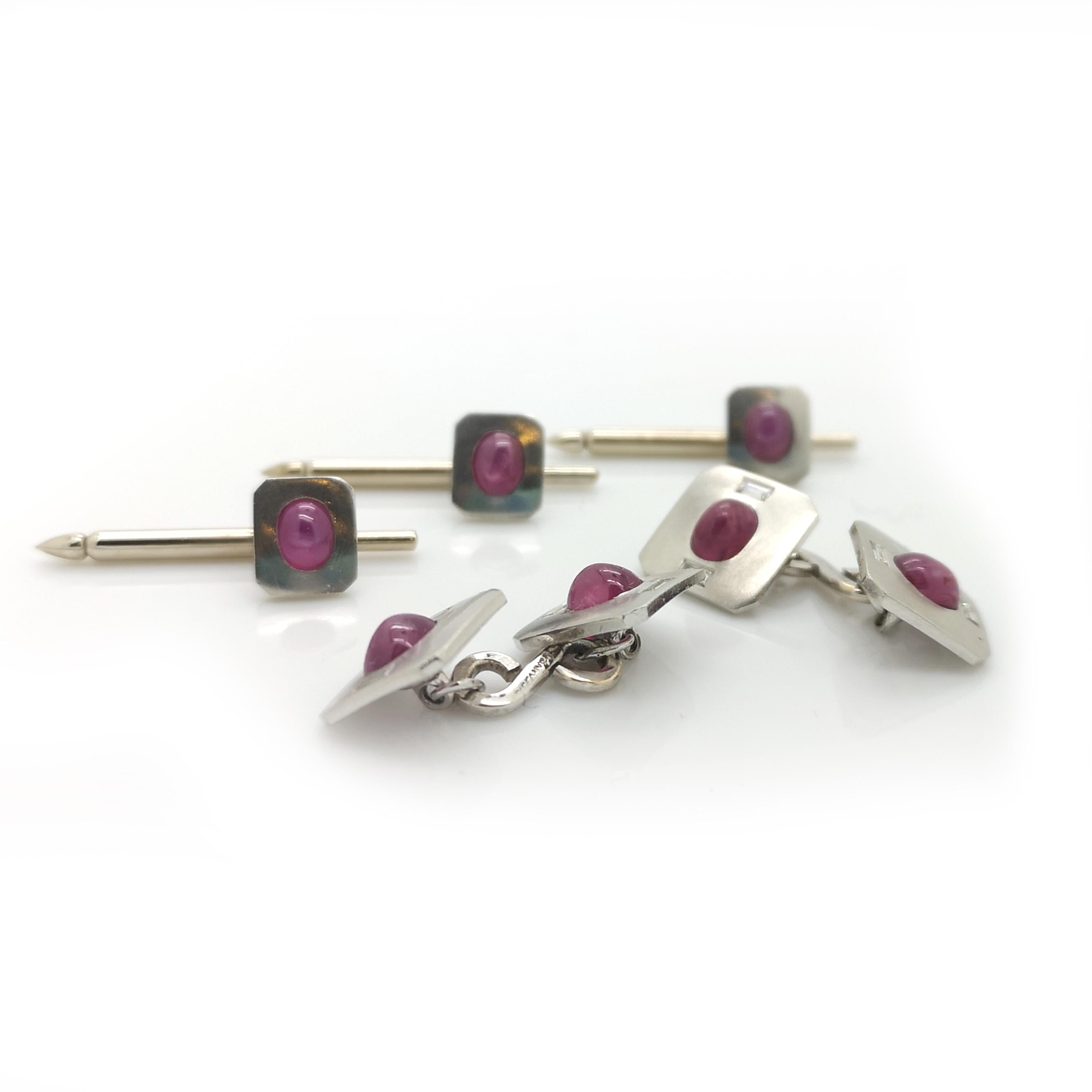 Tiffany & Co. Star Ruby, Diamond and Platinum Dress-Set, Circa 1950 Retro en venta