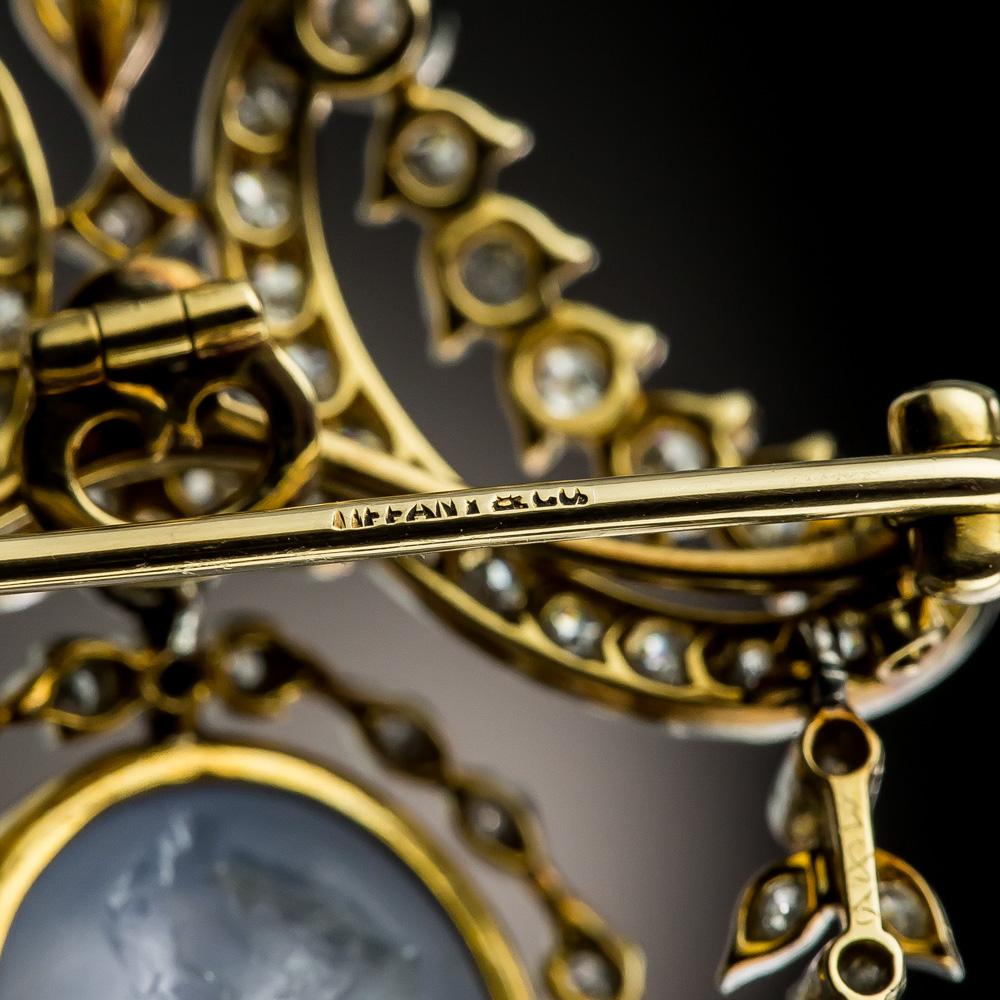 Brilliant Cut Tiffany & Co. Star Sapphire and Diamond Pendant/Brooch
