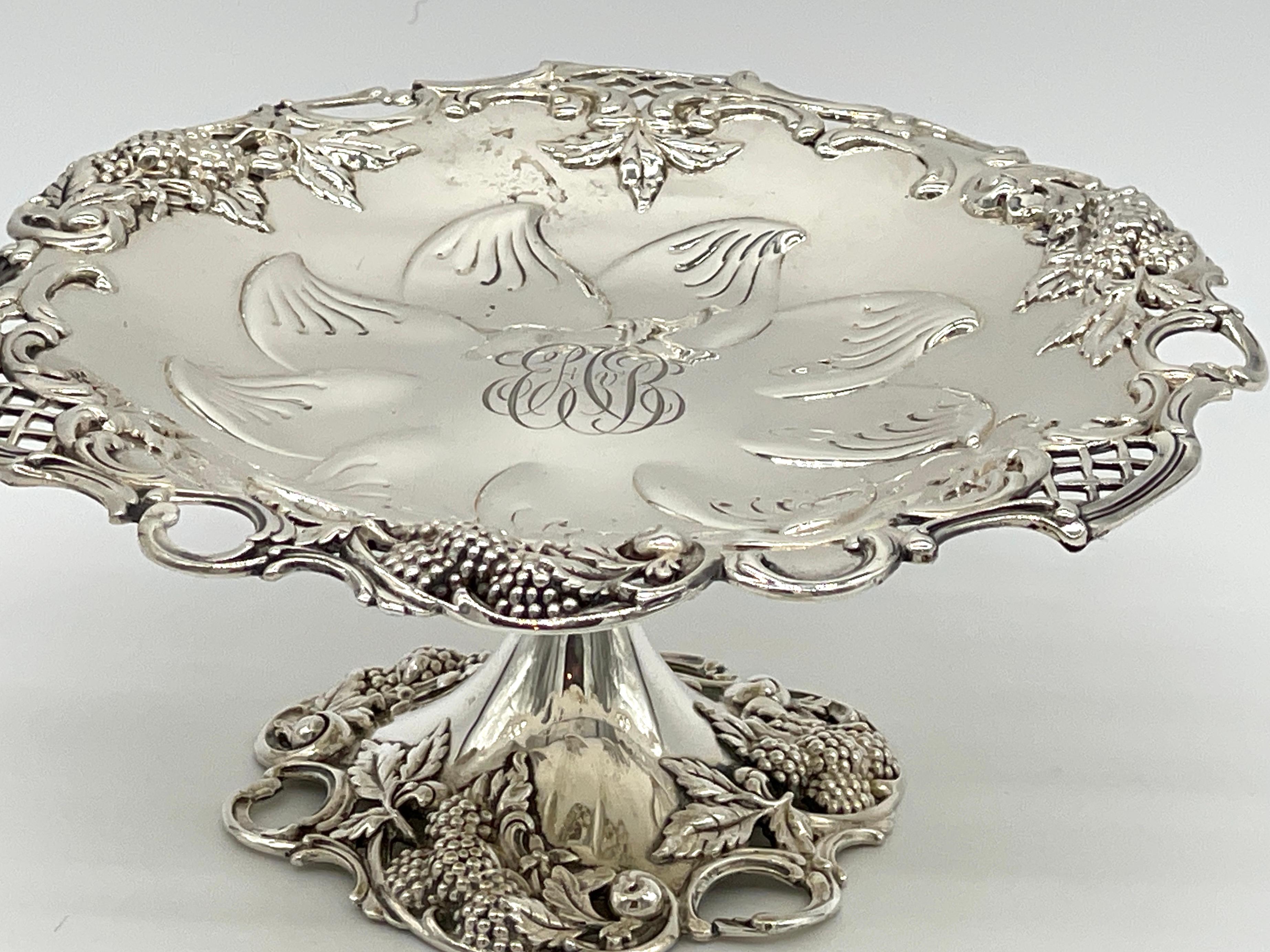 Tiffany & Company Compota/Tazza 'Zarzamora' de Sterling Grabado en venta