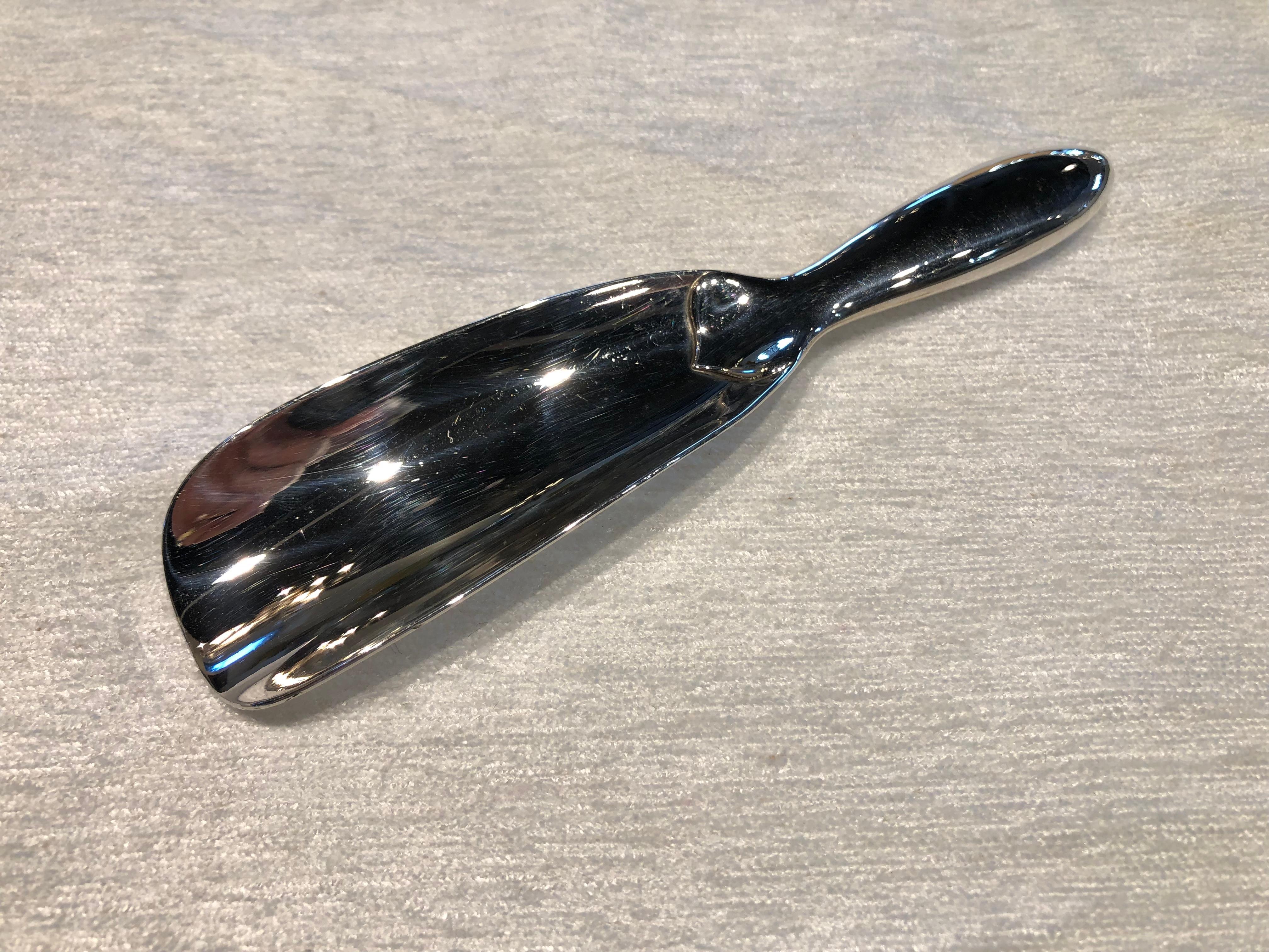 Tiffany & Co Sterling Men’s Vintage Antique Shoe Horn In Good Condition For Sale In Westport, CT