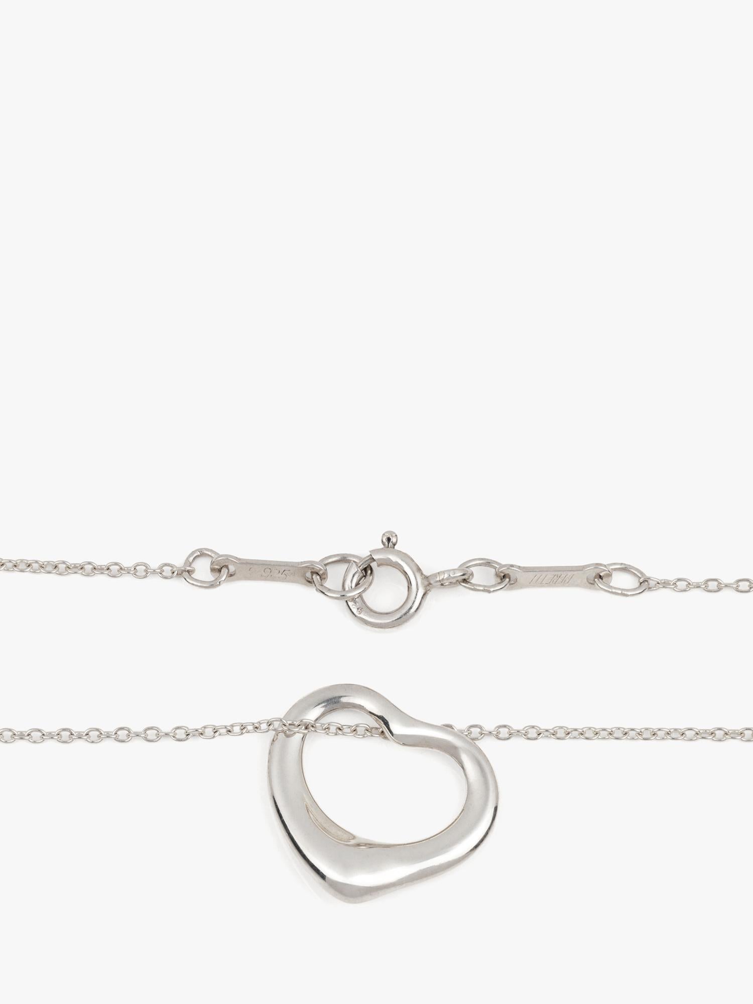 Tiffany & Co. Pendentif coeur ouvert Elsa Peretti en argent sterling 16 mm Bon état - En vente à Bishop's Stortford, Hertfordshire