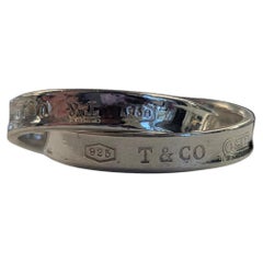 Tiffany
Co. Sterling Silber 1837 Double Interlocking Band Ring #24076