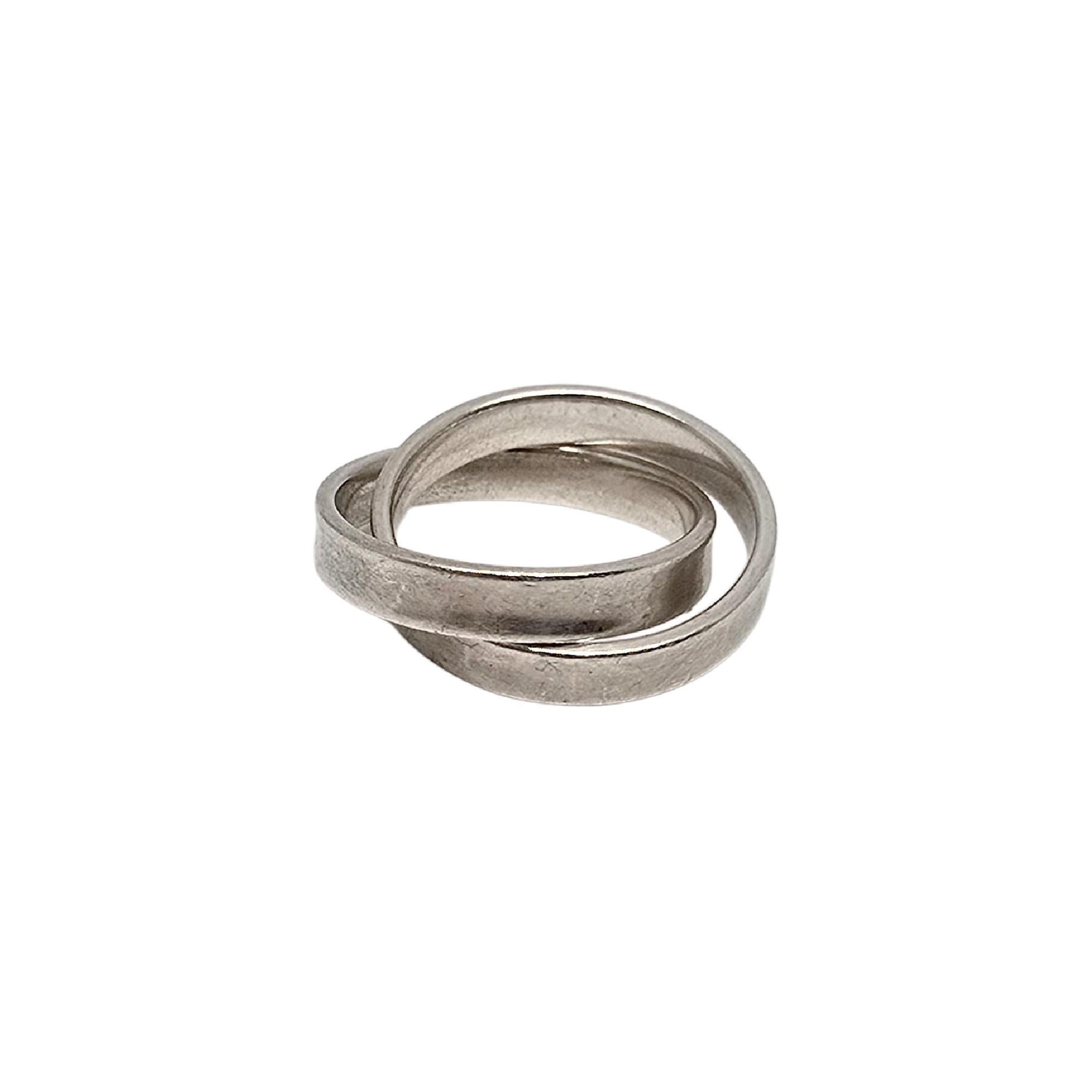 Sterling silver 1837 Interlocking Circles ring by Tiffany & Co.

Size 5

This Tiffany & Co ring features 2 interlocking bands with their iconic 1837 design depicting the year Tiffany was founded. Each band says 