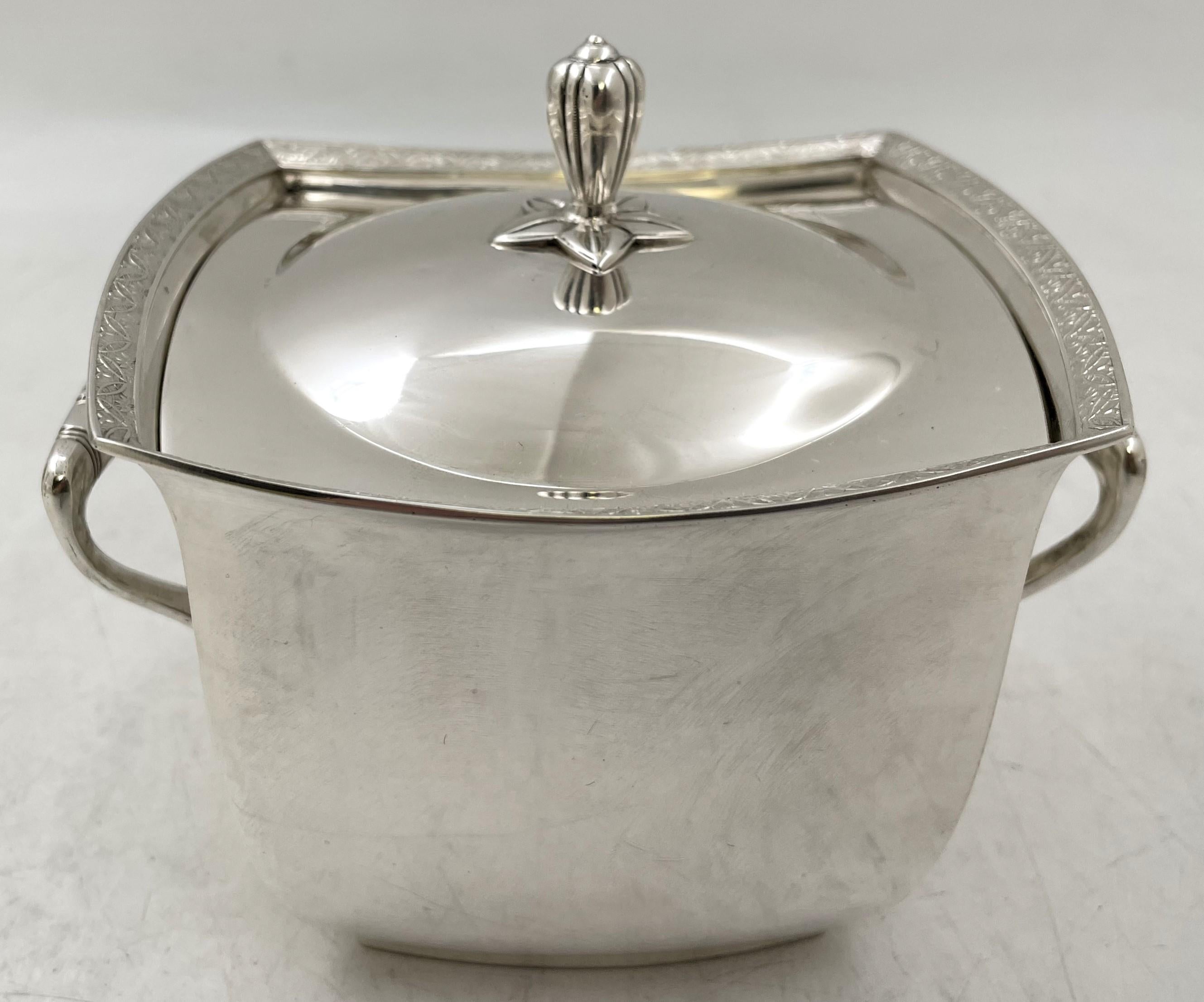 Tiffany & Co. Juego de té y café de plata de ley de 1877 en bandeja con motivos japoneses en venta 7